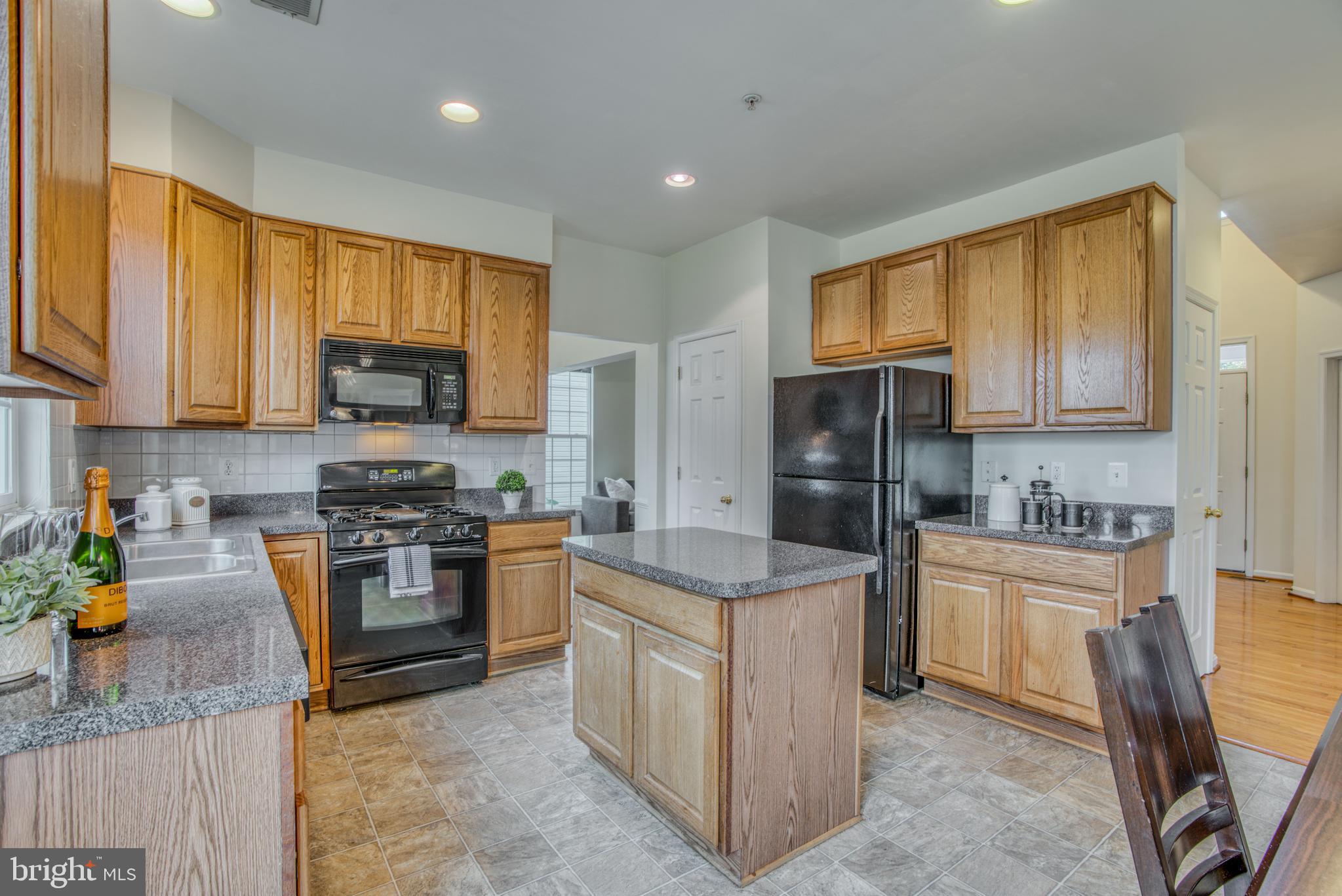 NICKLES - Residential