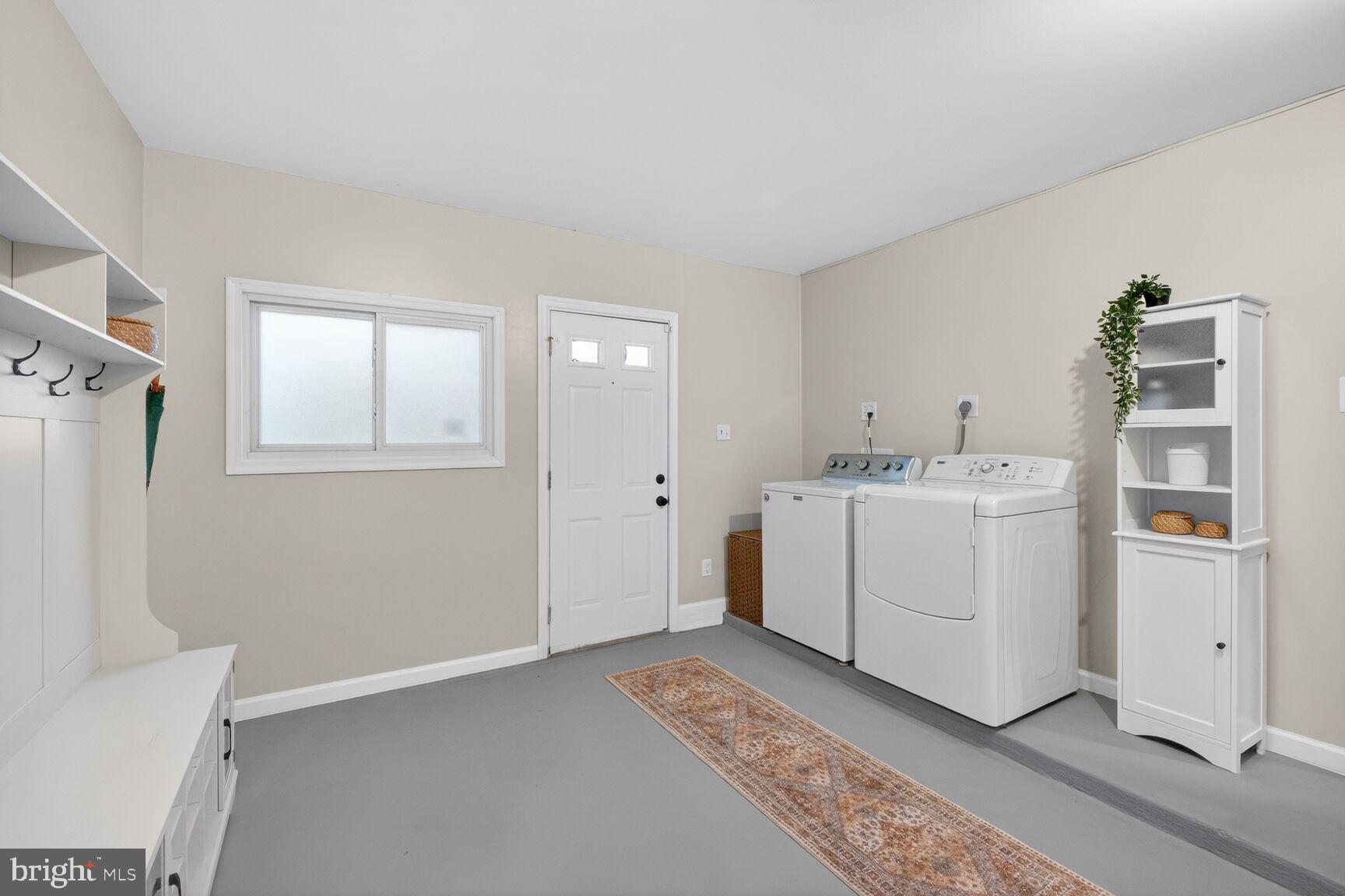 BROOKFIELD - Residential