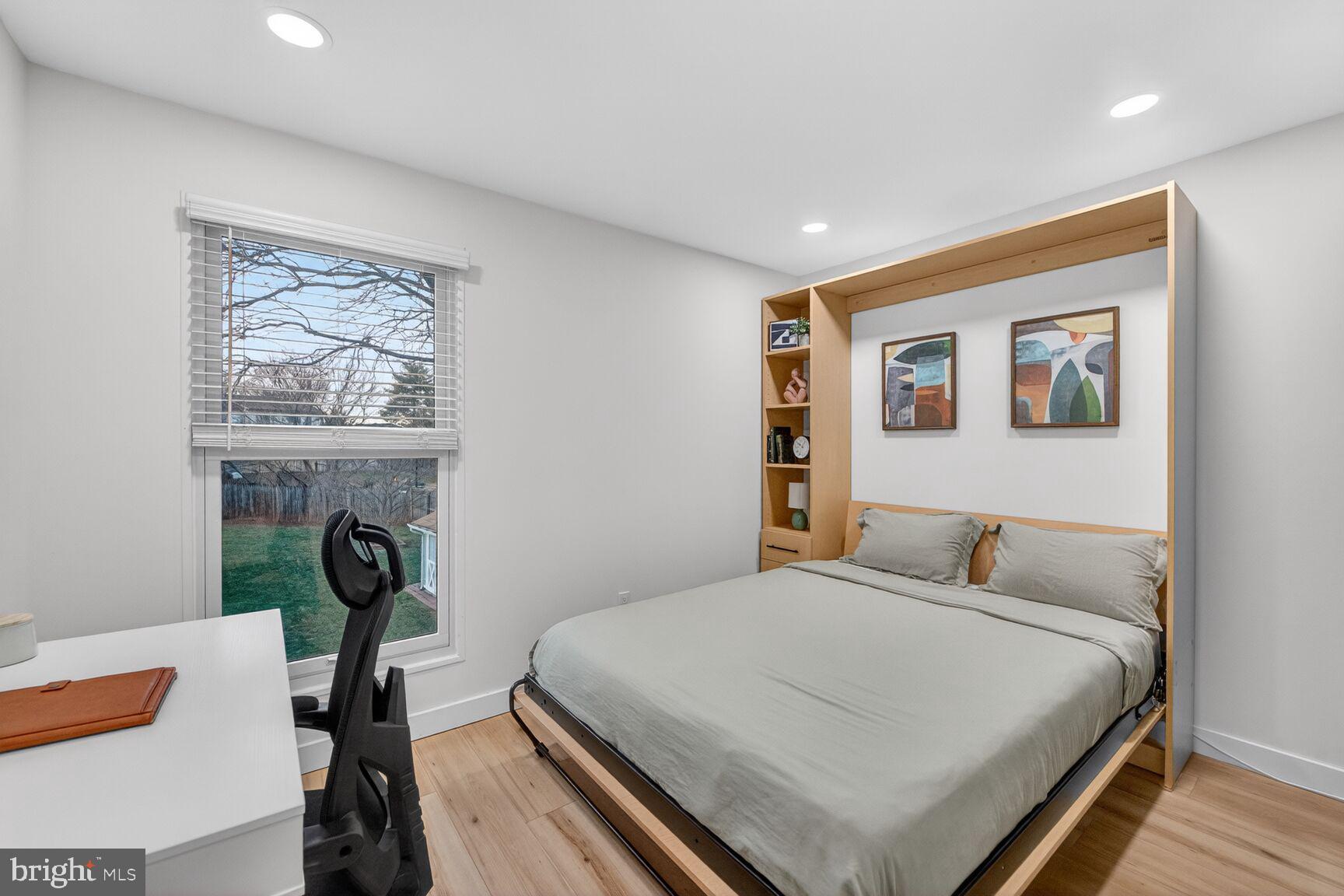 BROOKFIELD - Residential