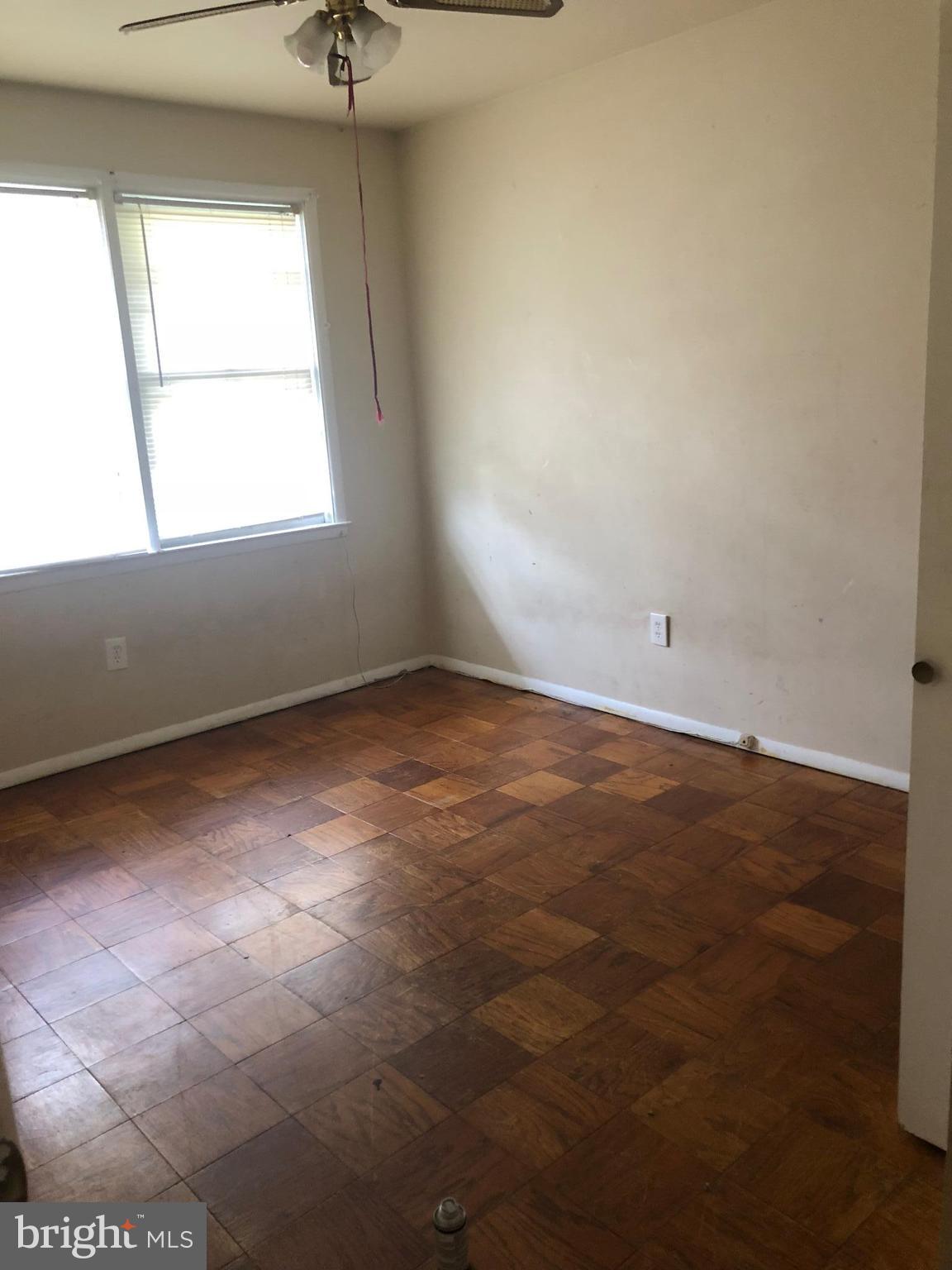 FRANKFORD - Residential