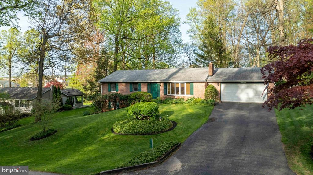 Photo of 13 Marie Drive, Quarryville, PA 17566 (MLS # PALA2050084)