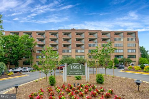 Condo For Sale - 1951 Sagewood Lane #619<br/> RESTON, VA 20191