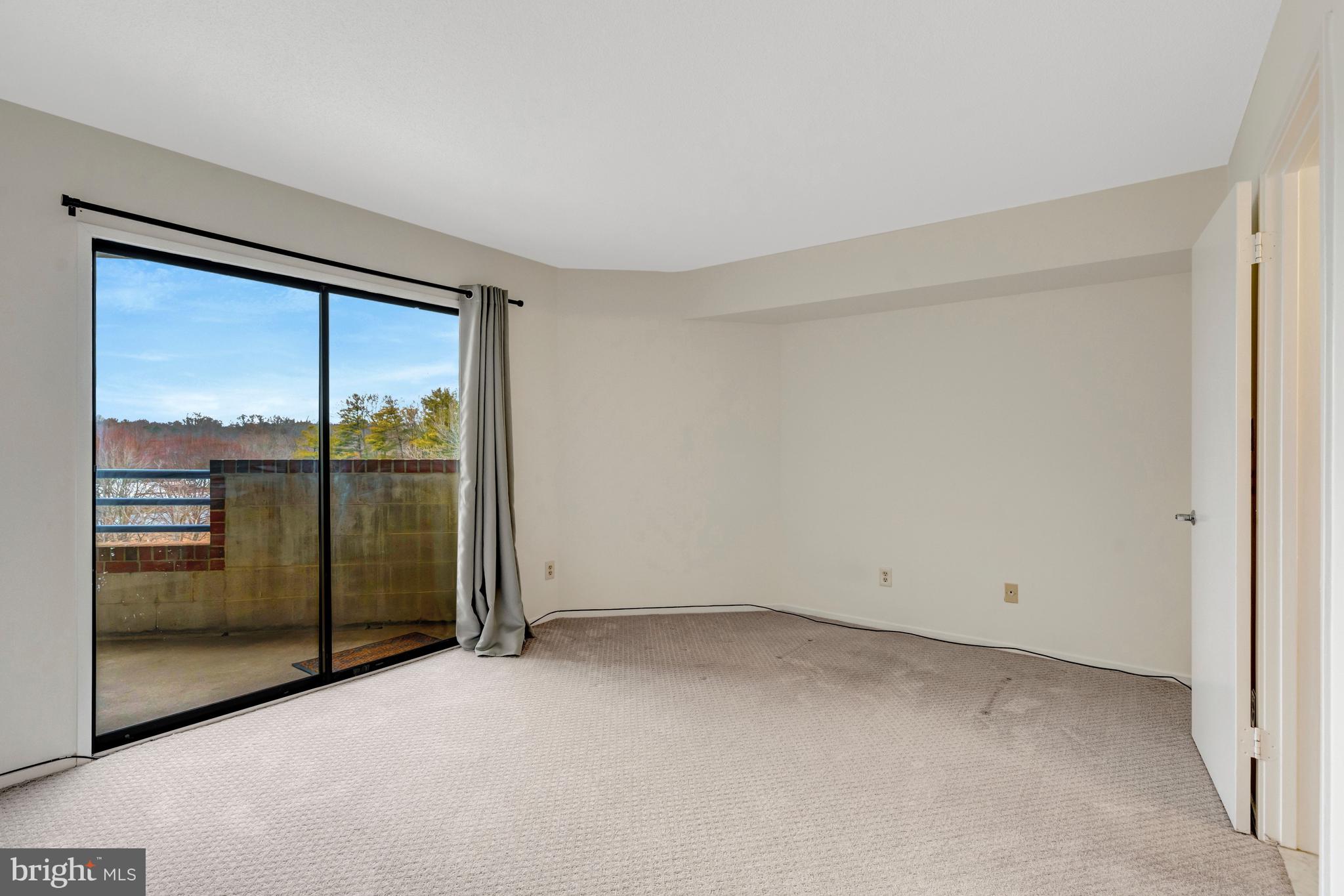 THOREAU PLACE CONDOS - Residential