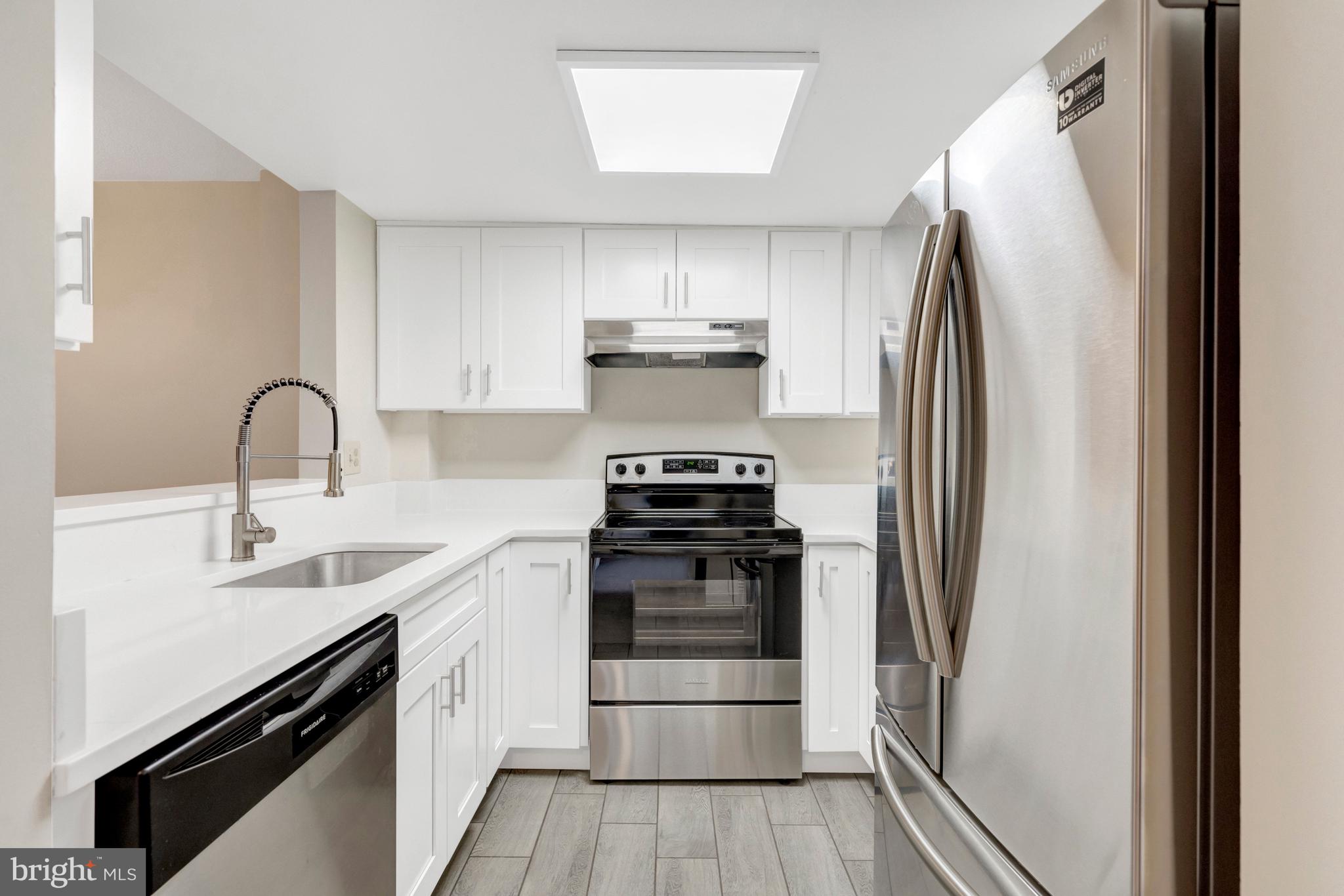 THOREAU PLACE CONDOS - Residential