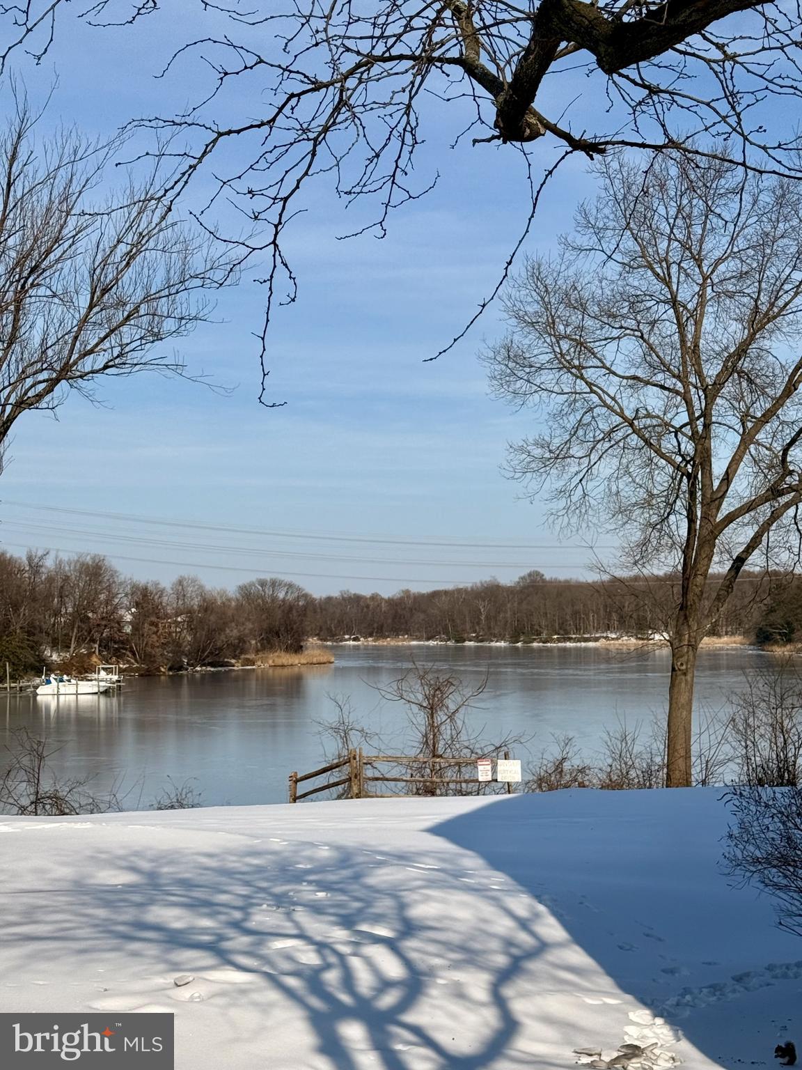 355 GATEWATER COURT F