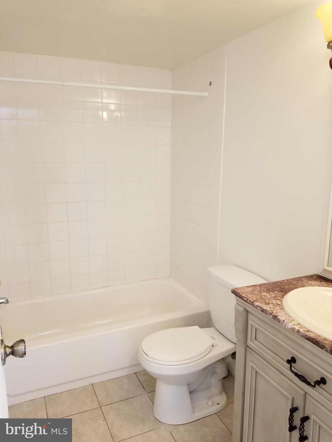 TREOVER CONDOMINIUM - Residential Lease