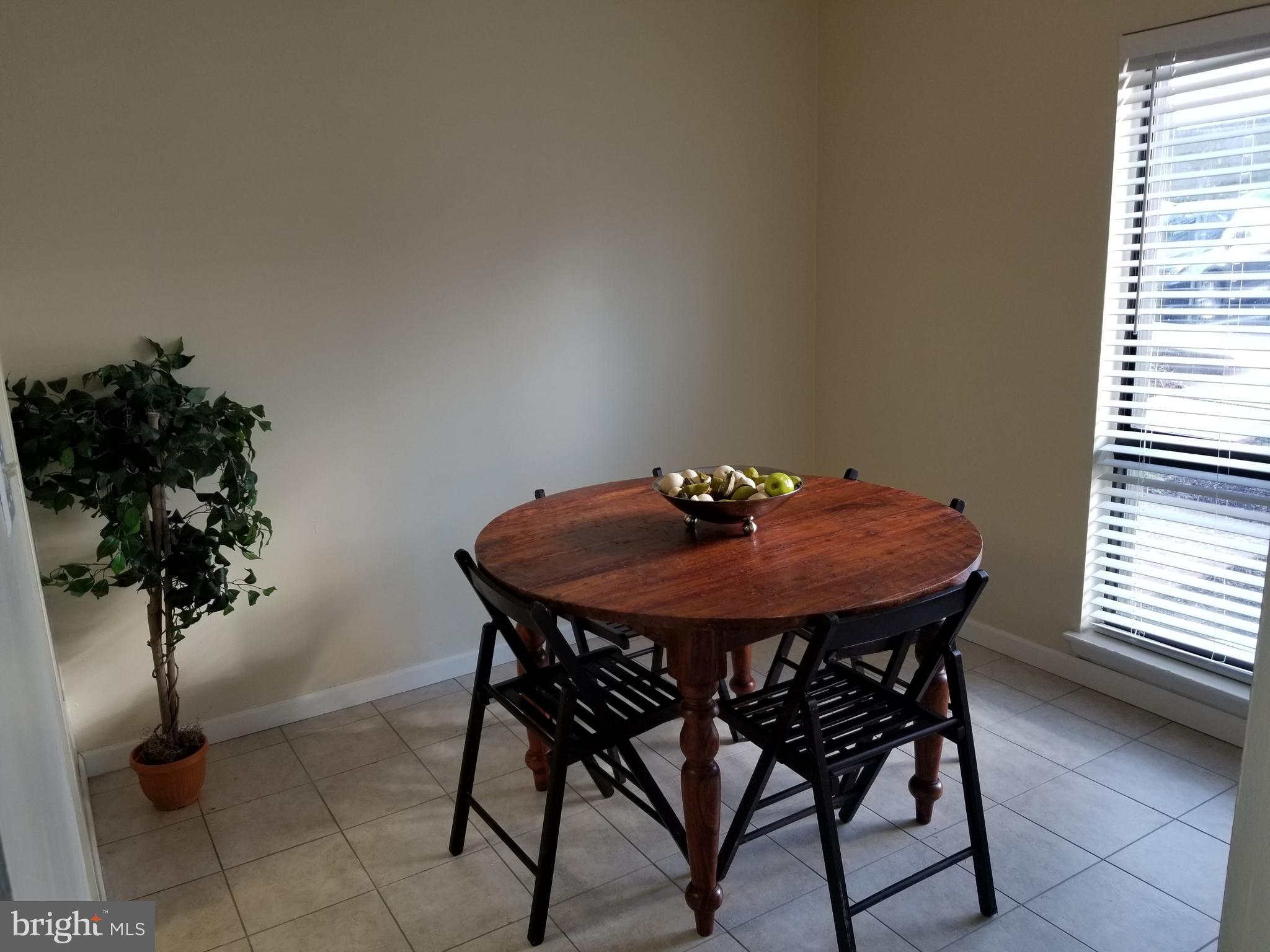 TREOVER CONDOMINIUM - Residential Lease