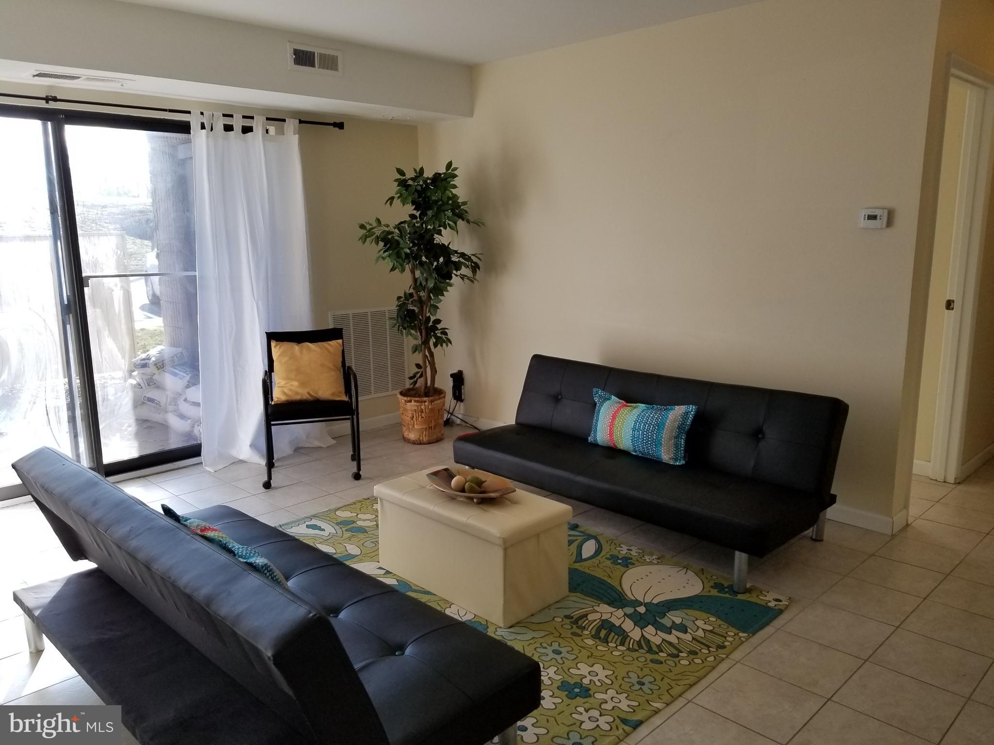 TREOVER CONDOMINIUM - Residential Lease