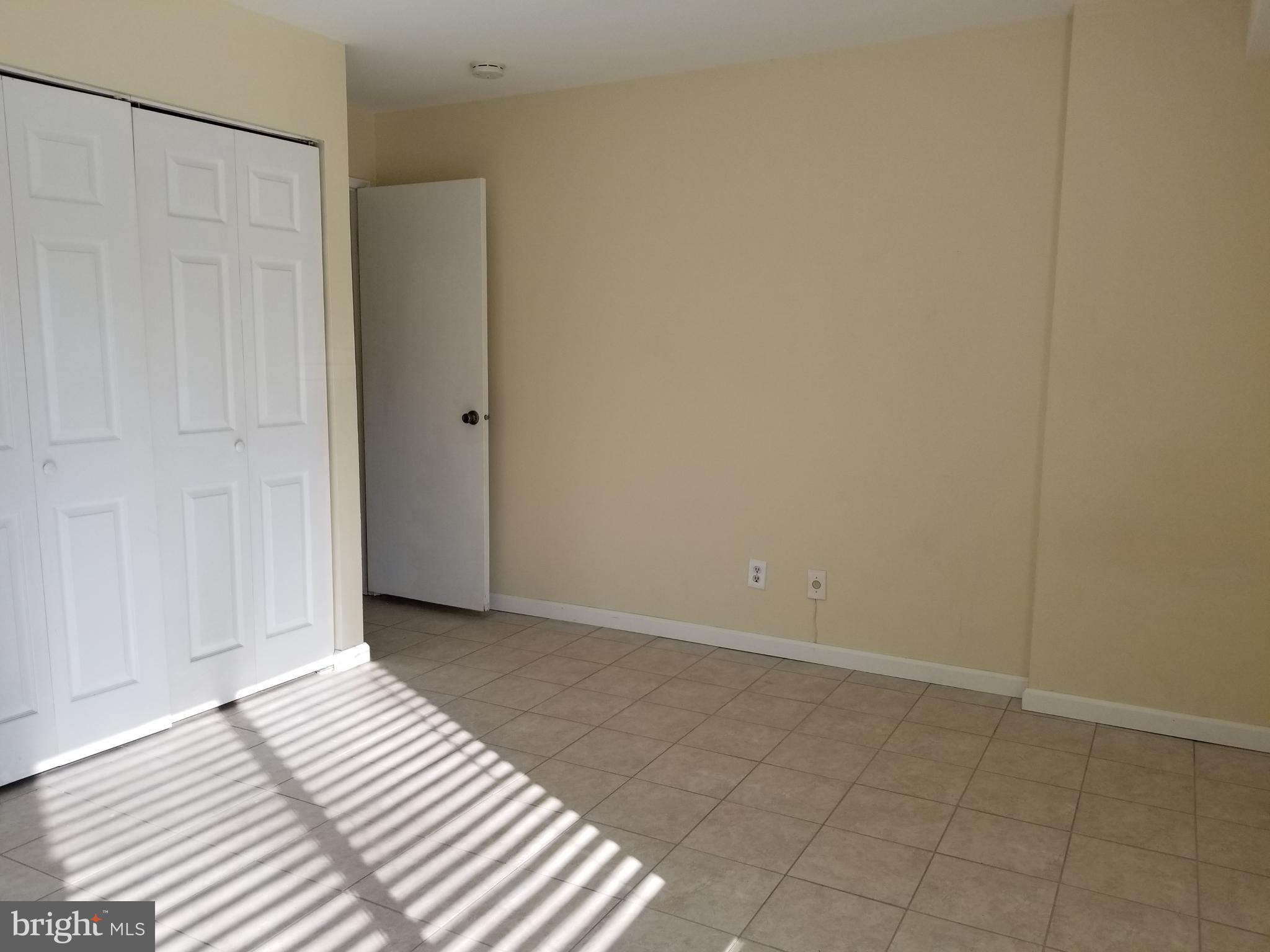 TREOVER CONDOMINIUM - Residential Lease