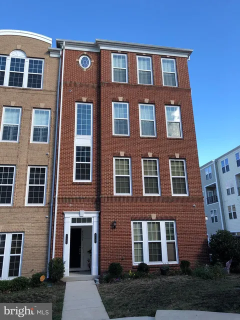 42797 Burrell Square, Ashburn, VA MLS: VALO2097606