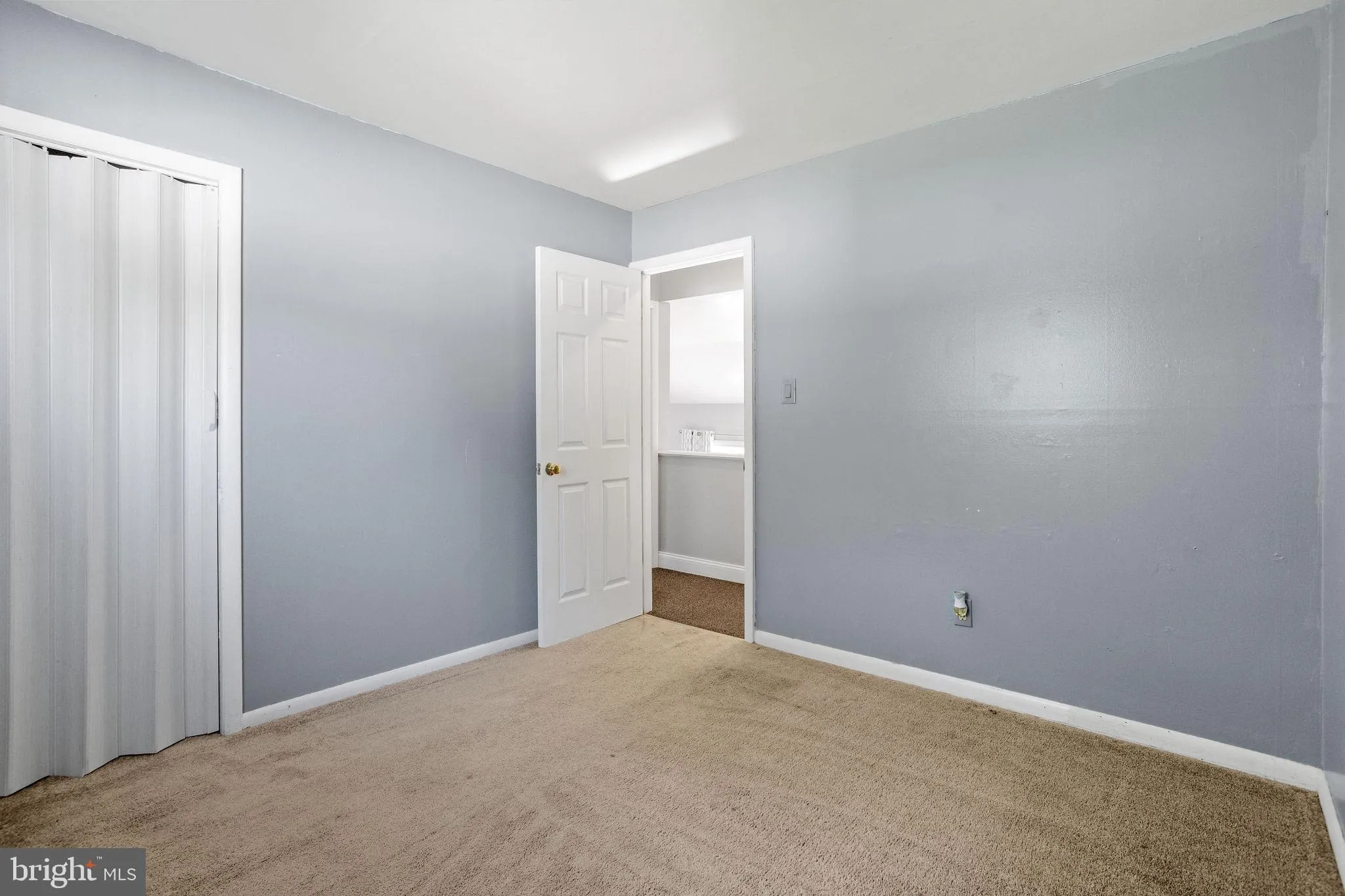 Delran, New Jersey 08075, United States, 3 Bedrooms Bedrooms, ,2 BathroomsBathrooms,Residential,Pending,181968