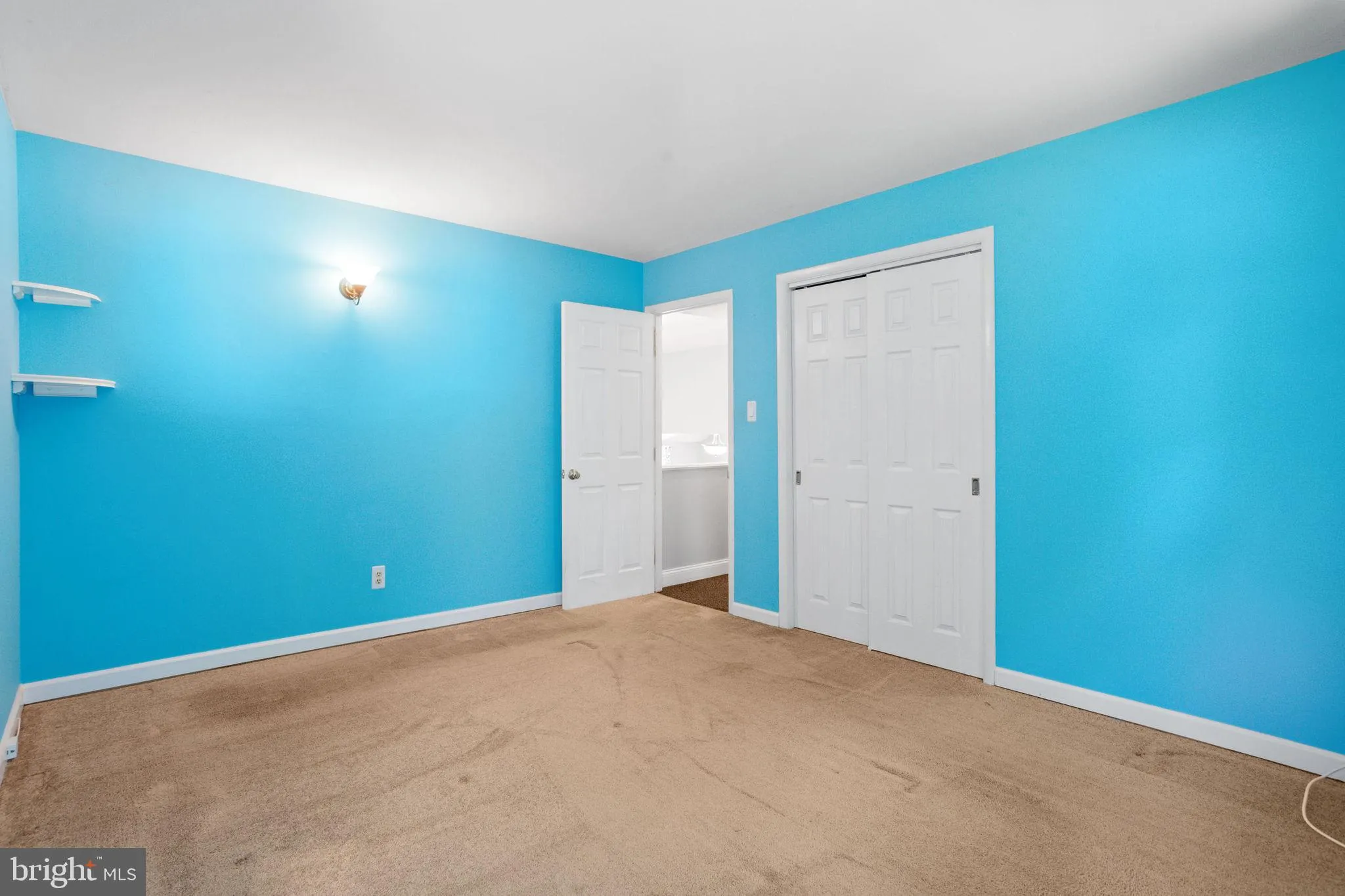 Delran, New Jersey 08075, United States, 3 Bedrooms Bedrooms, ,2 BathroomsBathrooms,Residential,Pending,181968