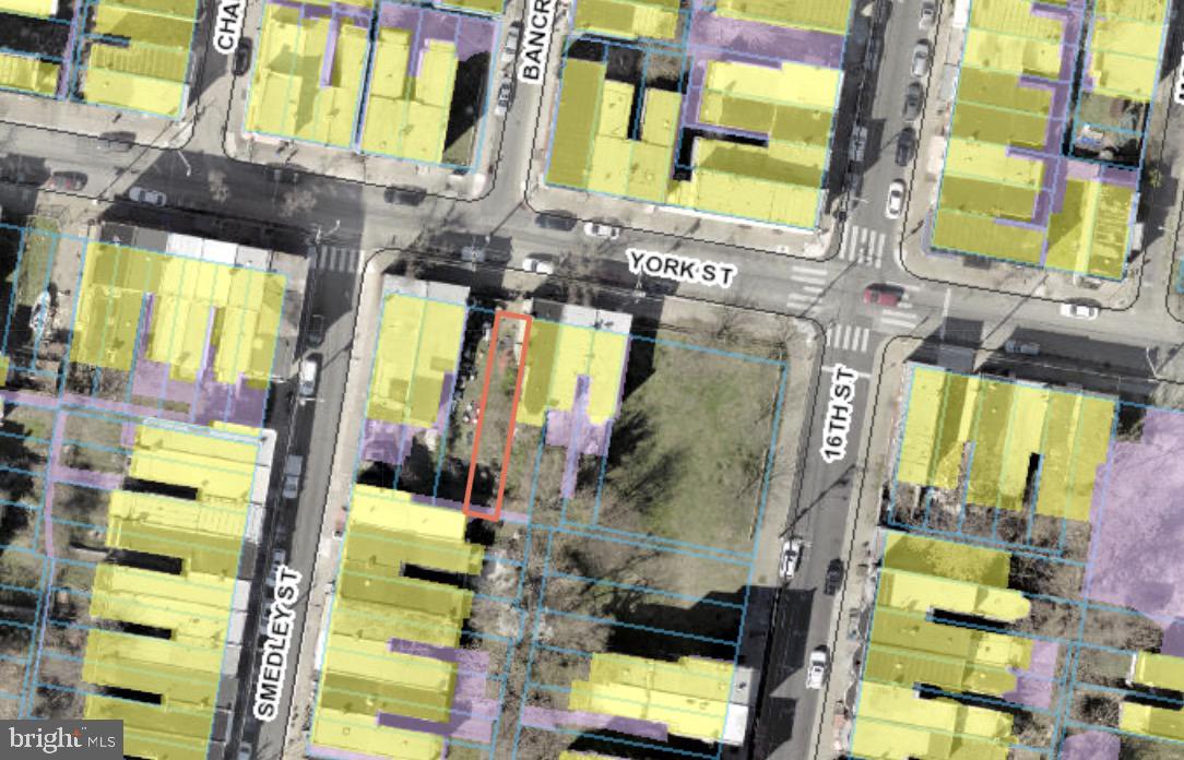 Attention Developers: Build your next duplex on this lot that is ready for development today. The sale price for this vacant parcel includes the approved architectural plans and City permits. Plans can be provided to you right away! Go to closing and start building. $2500 deposit is required and all offers will be presented.