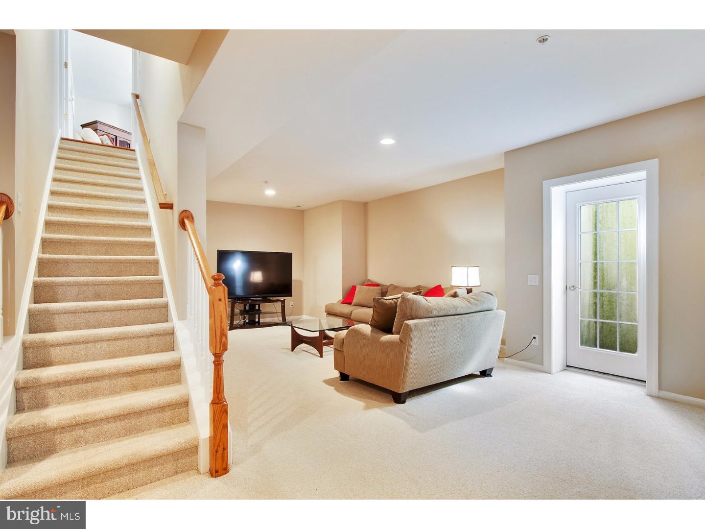 SPRINGTON POINTE WOODS - Residential