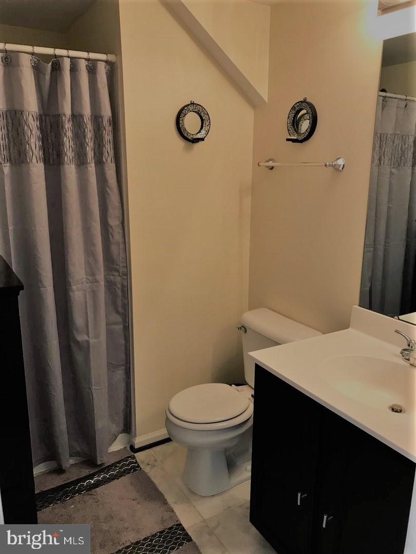 CEDAR LAKES - Residential Lease