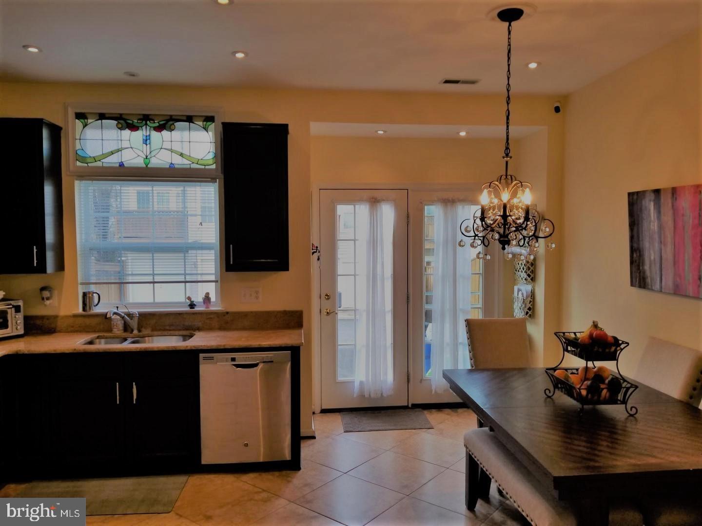 CEDAR LAKES - Residential Lease