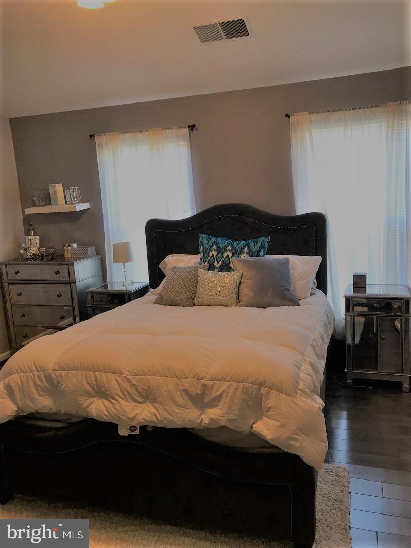 CEDAR LAKES - Residential Lease