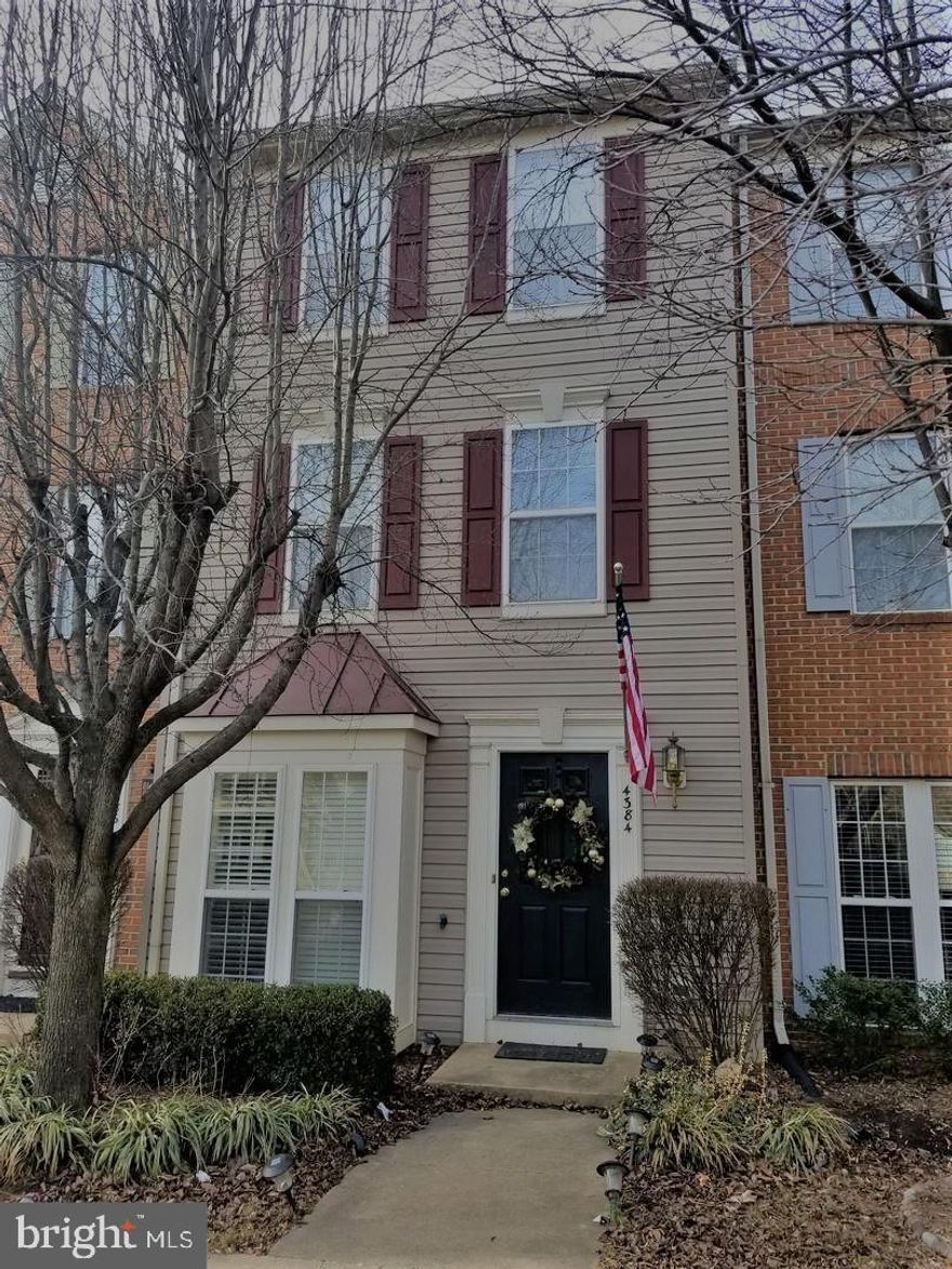 This home has it all! Beautiful three level townhome close to so many conveniences. Main level boasts a great space for family gatherings, a laundry room with full-sized washer and dryer, and a half bath. The kitchen features beautiful wood cabinets, stainless steel appliances, ample space for a portable island, and room for a kitchen table. Up the stairs to the second level, you will find a bright spacious family room along with the 1st large guest bedroom and a full size bathroom.  On the third level, the master suite boosts hard wood floors a large bathroom with dual sinks. One additional bedroom rounds out this floor. The home's hardwood floors throughout  give added warmth along with the natural light flowing in each floor. Just off of Rt 50 and I-66, close to Fairfax County Government Center, Fair Oaks Mall, Fairfax Town Center, and Fairfax Corner. Community pool and tot lots make this townhome the perfect choice!