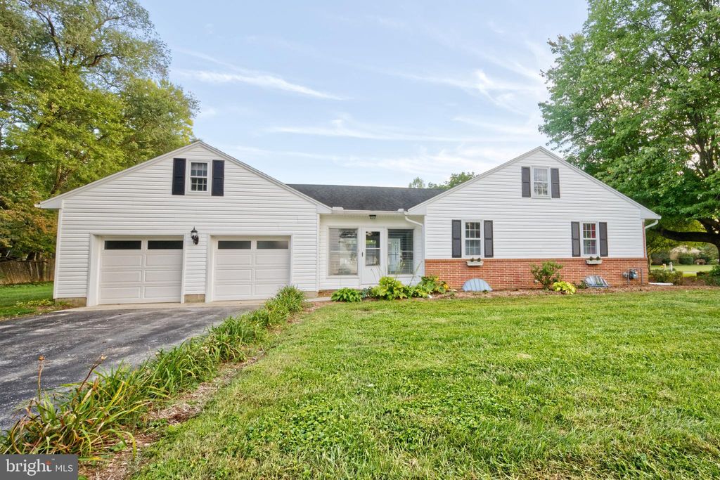 Photo of 1901 Mitten Street, DOVER, DE 19901 (MLS # DEKT2041274)