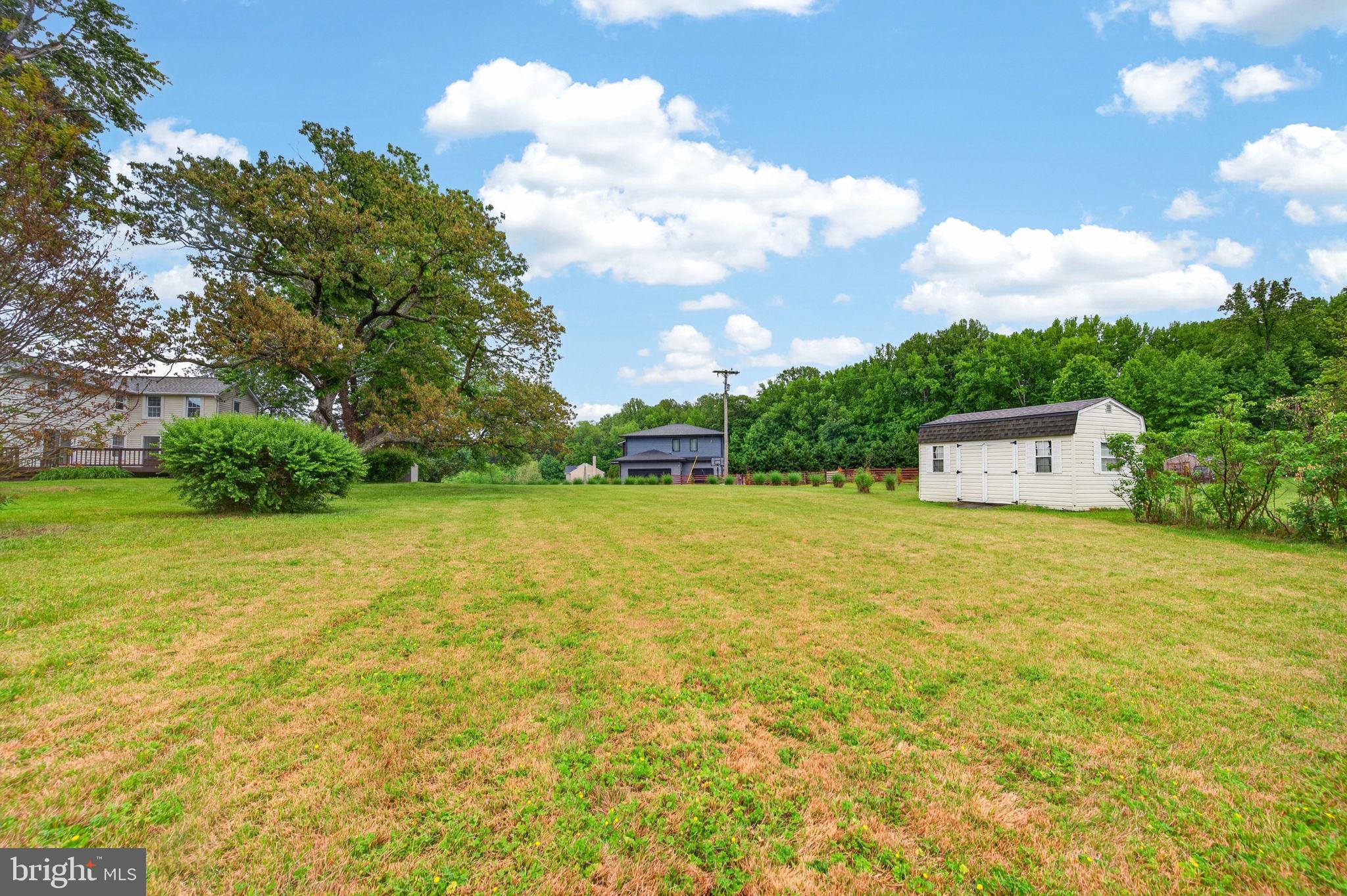 DAVIDSONVILLE - Residential