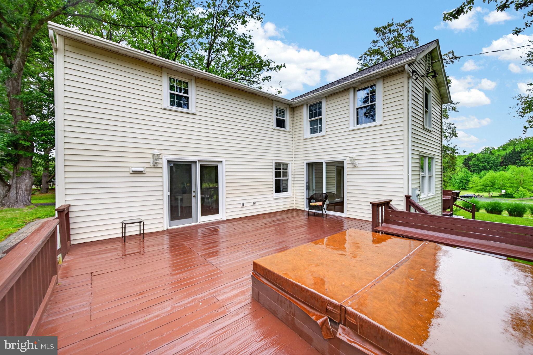 DAVIDSONVILLE - Residential