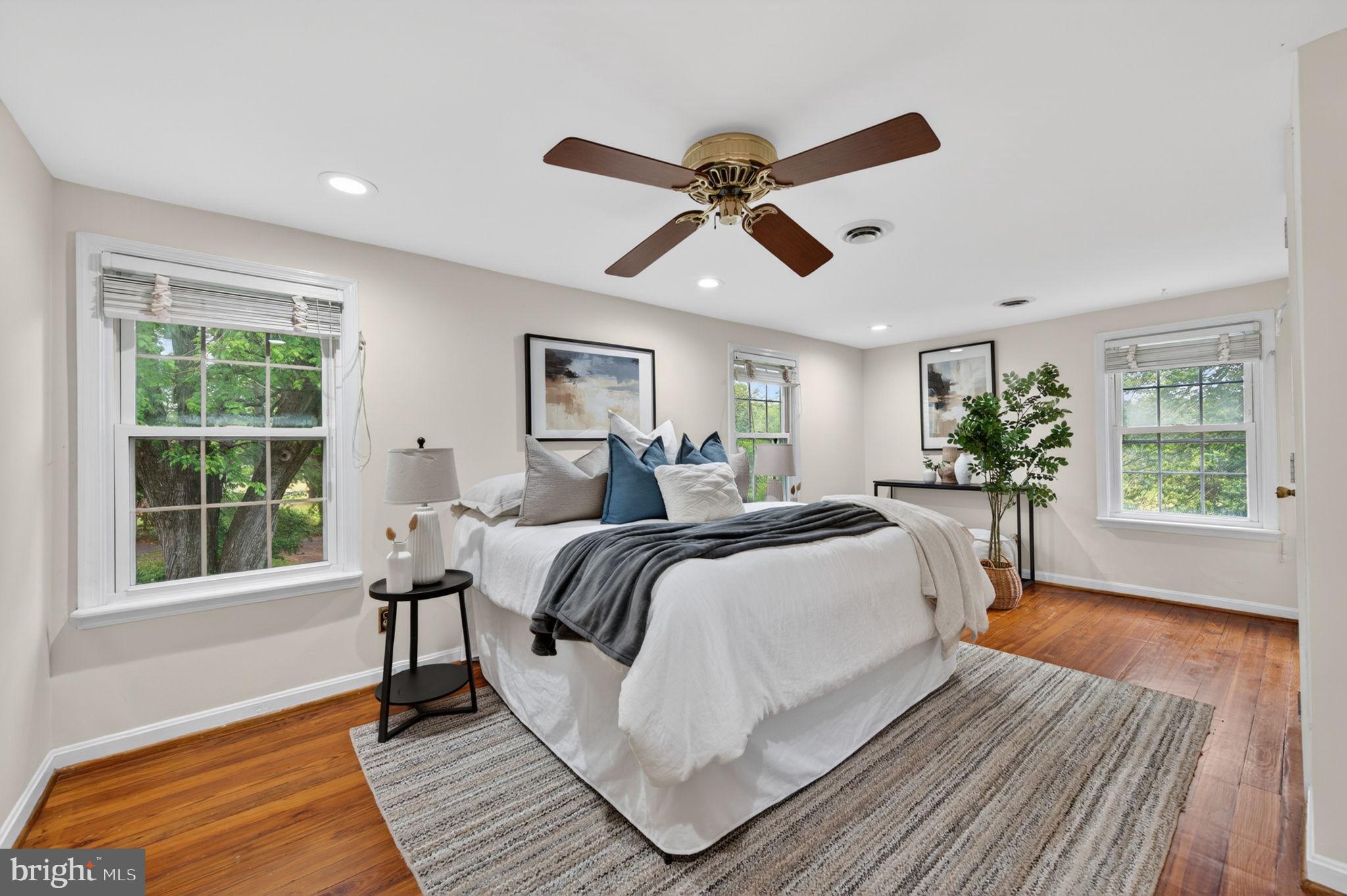 DAVIDSONVILLE - Residential