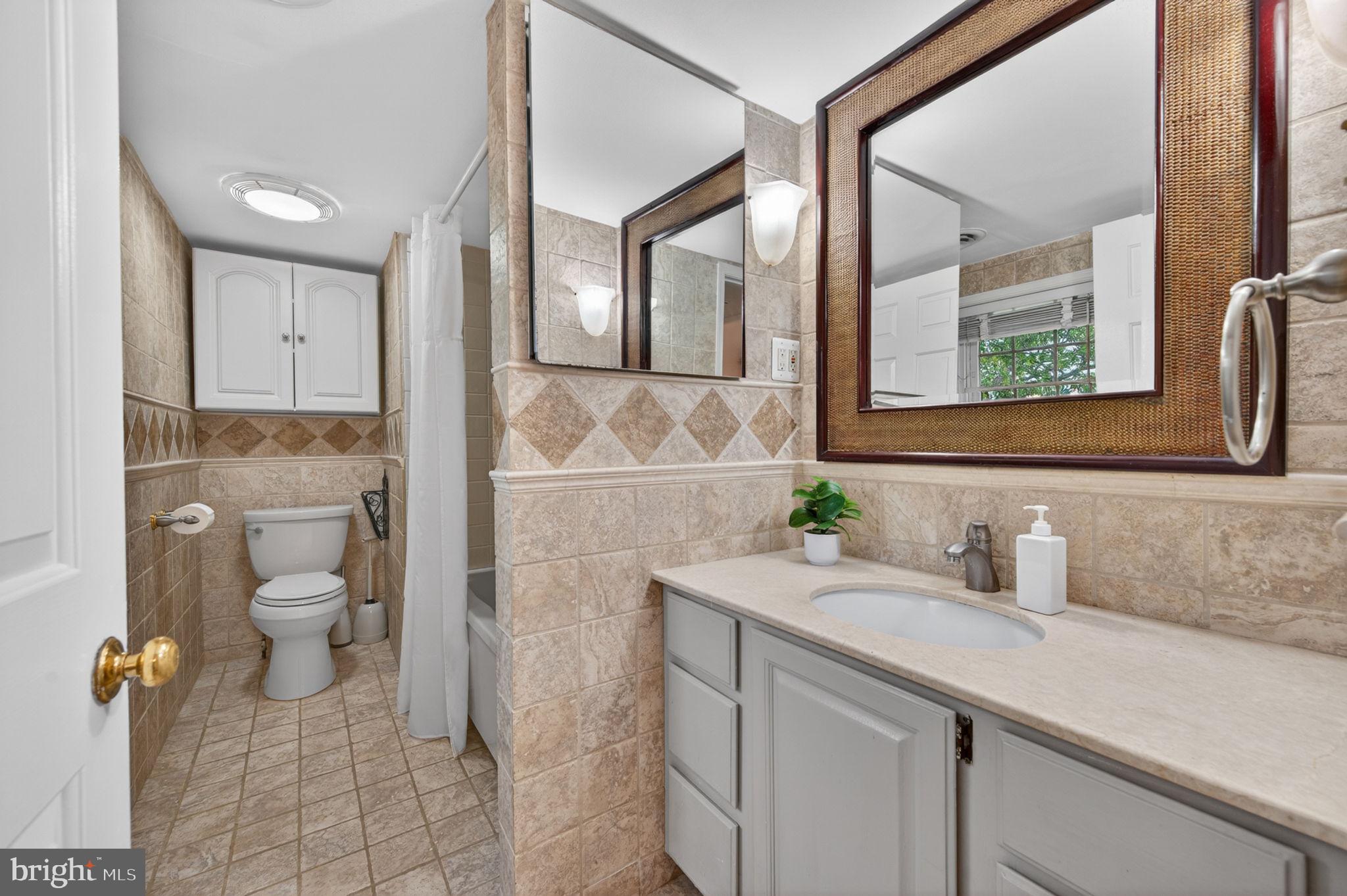 DAVIDSONVILLE - Residential
