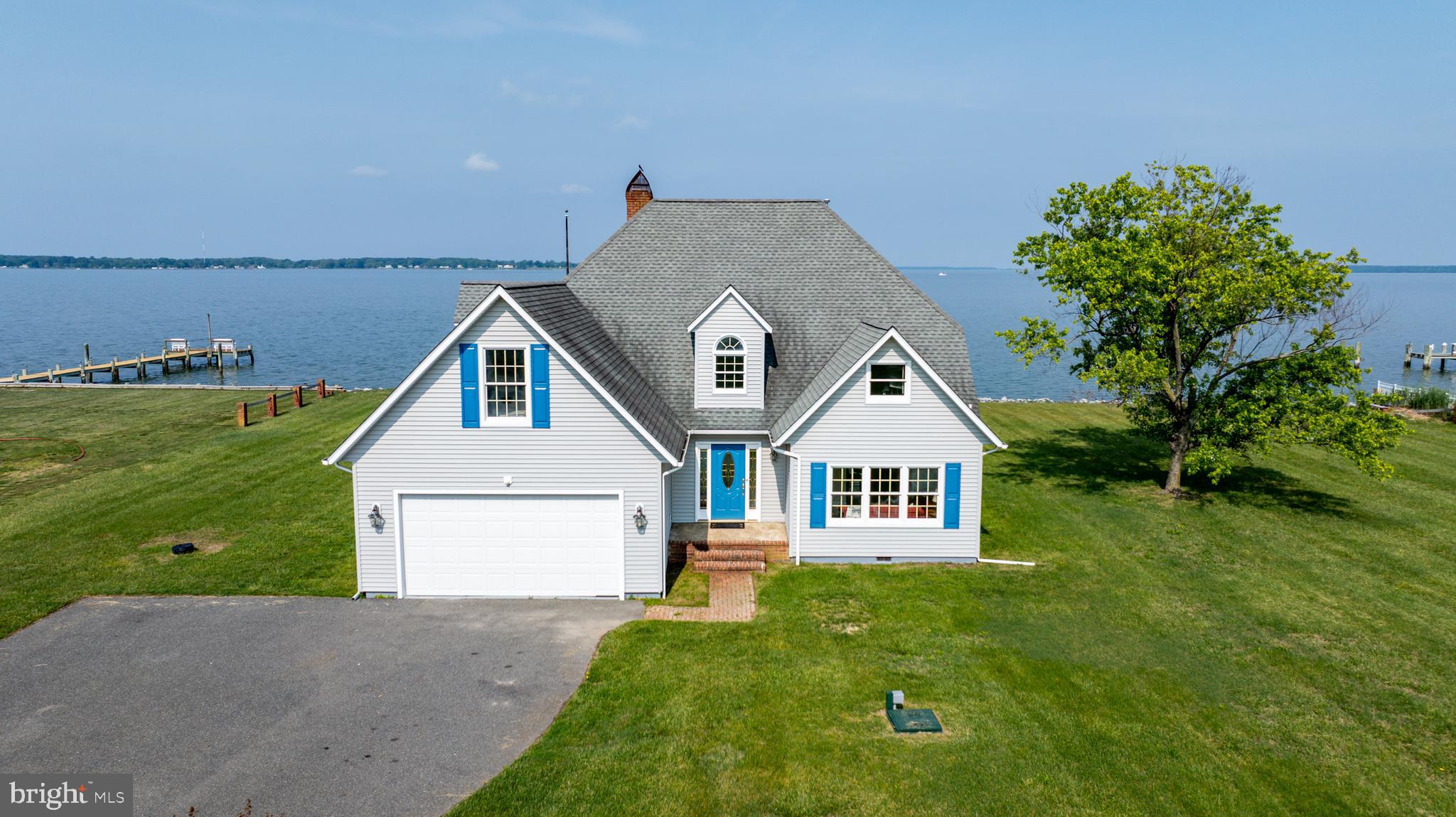 1702 FERRY POINT COURT