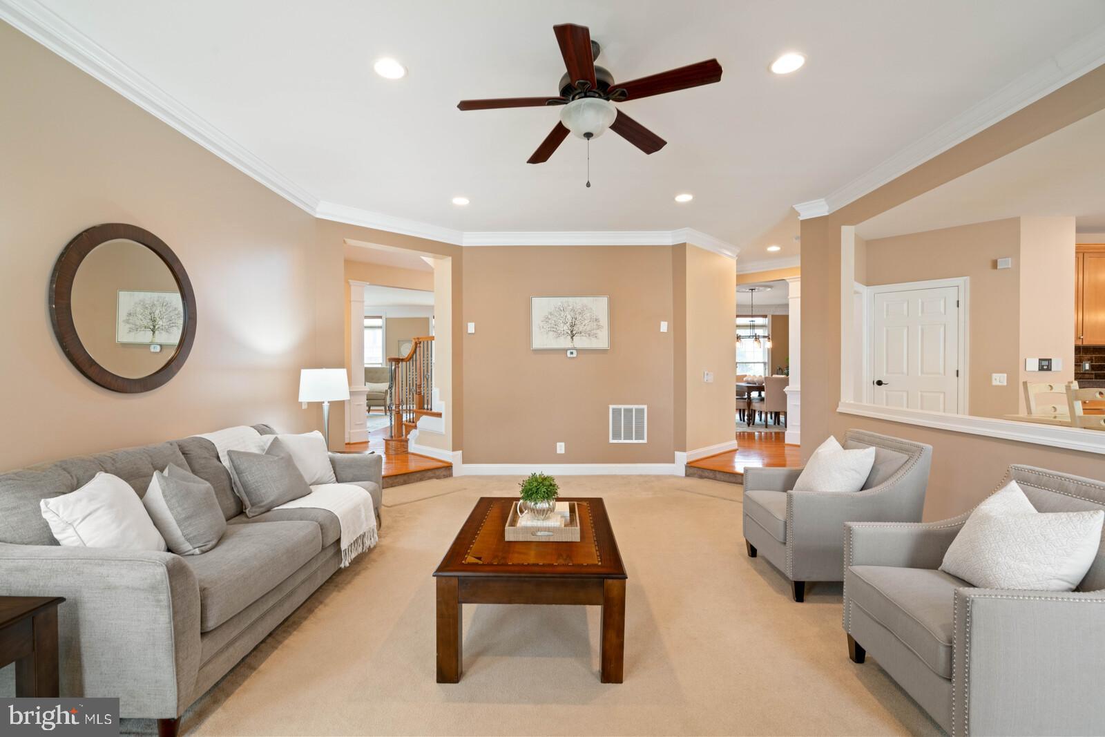 LAUREL HILL - Residential