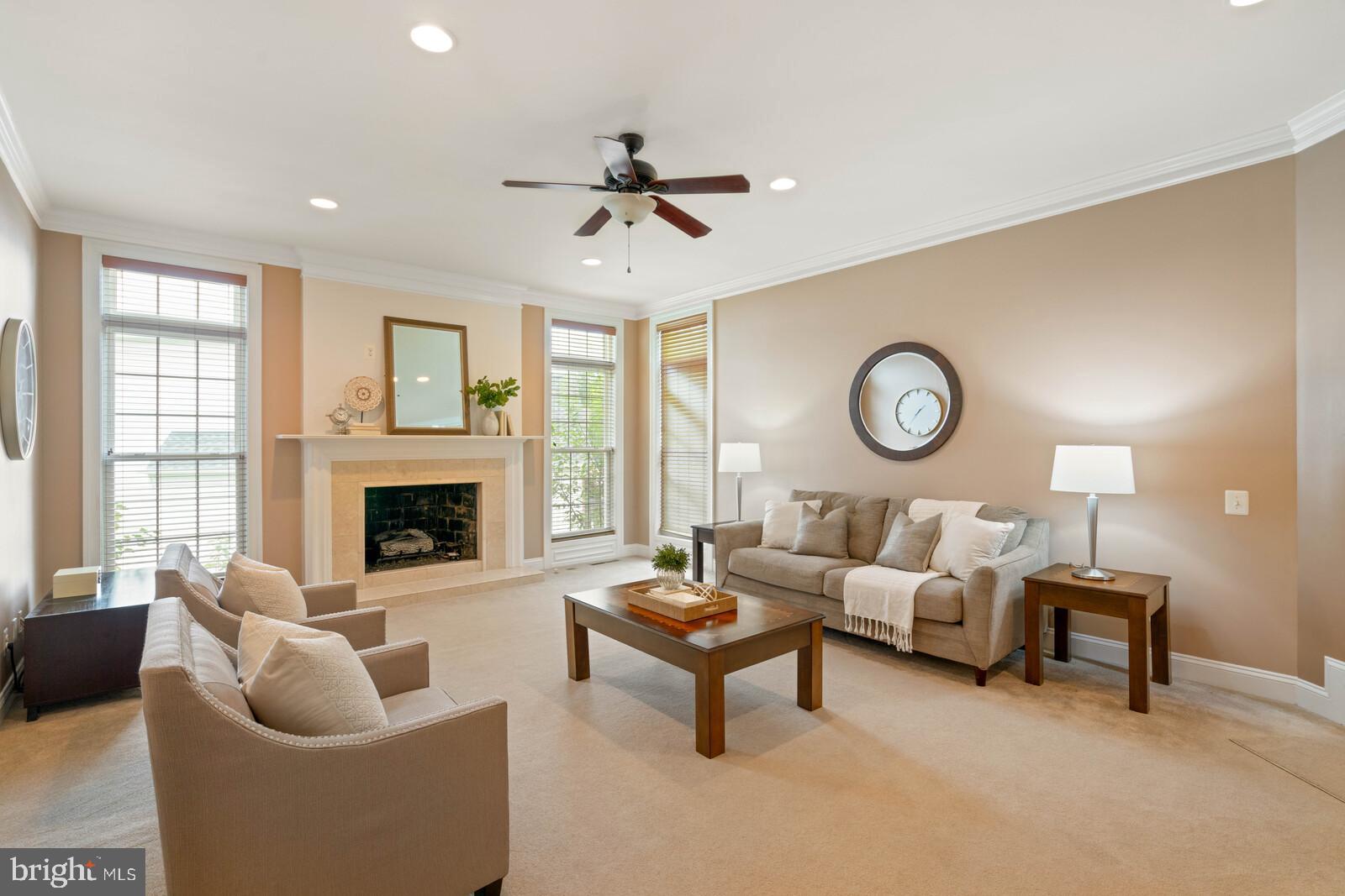 LAUREL HILL - Residential