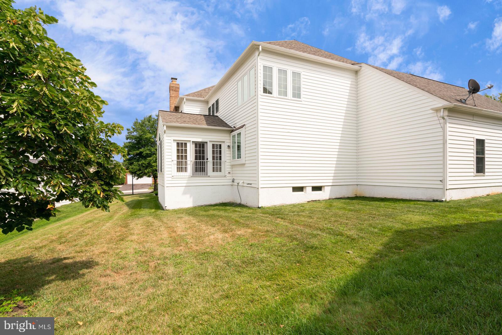 LAUREL HILL - Residential