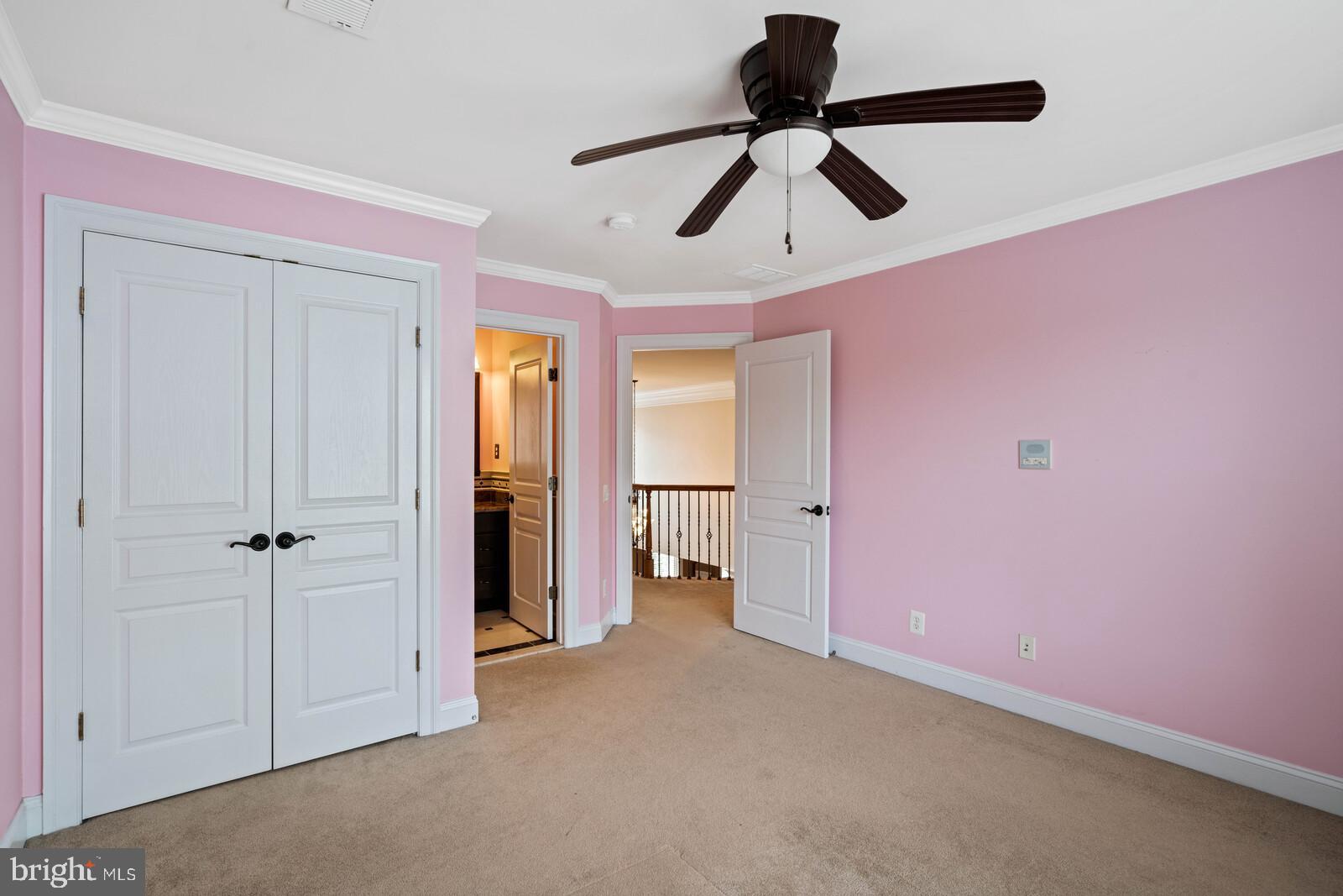 LAUREL HILL - Residential