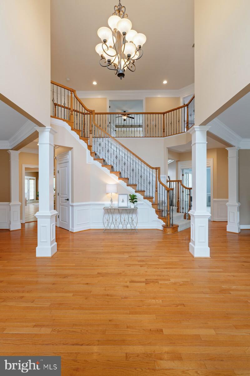 LAUREL HILL - Residential