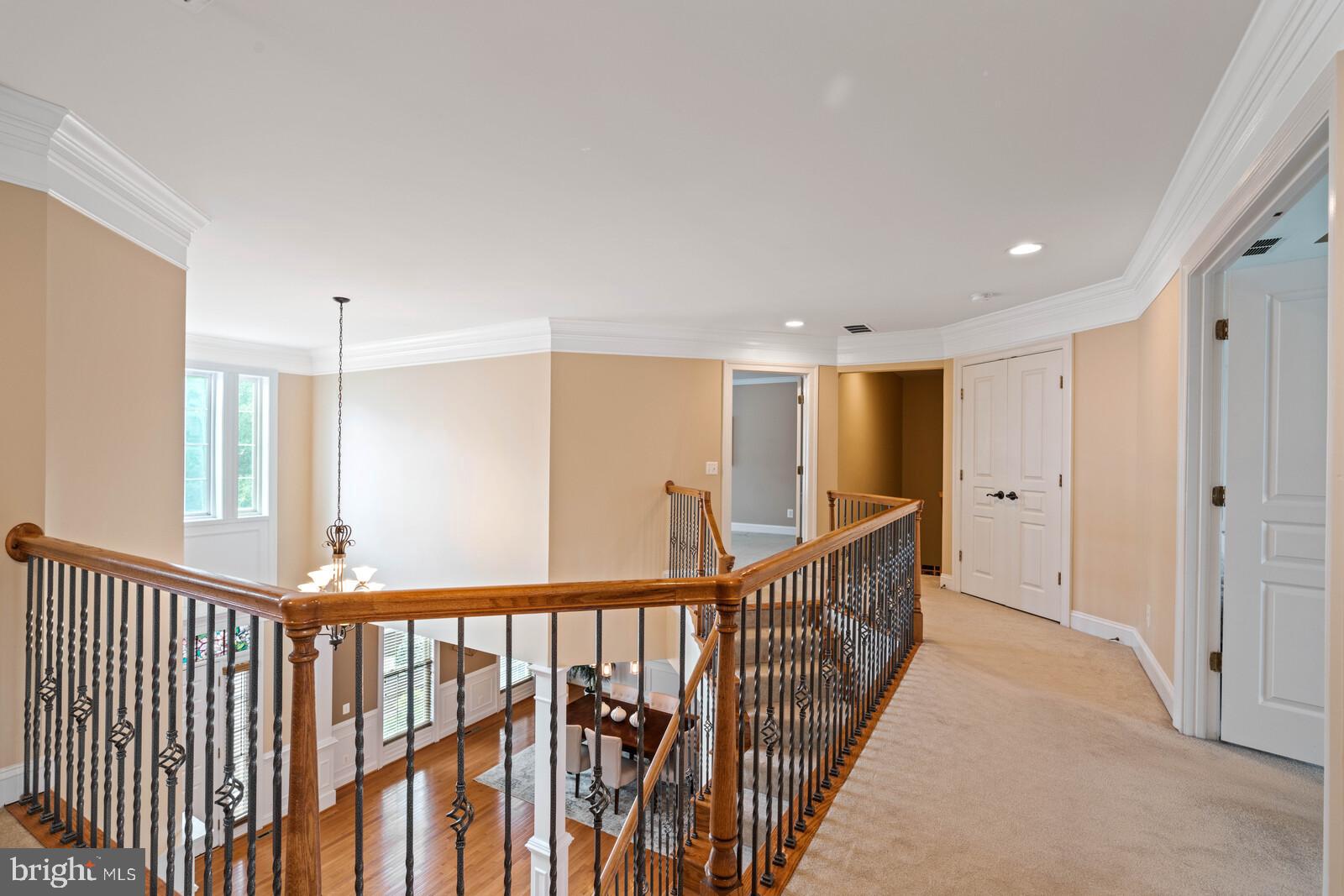 LAUREL HILL - Residential