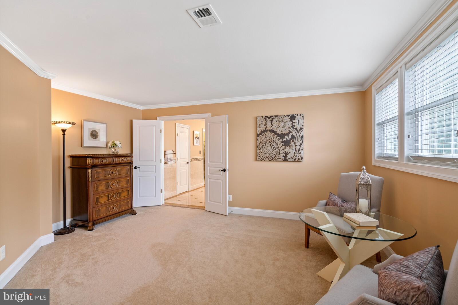 LAUREL HILL - Residential