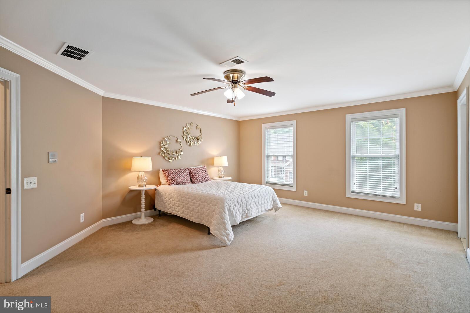 LAUREL HILL - Residential