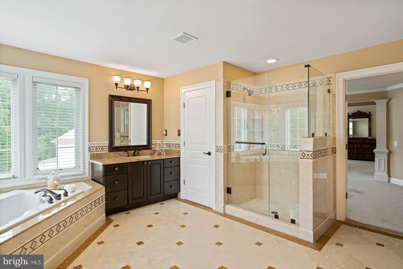 LAUREL HILL - Residential