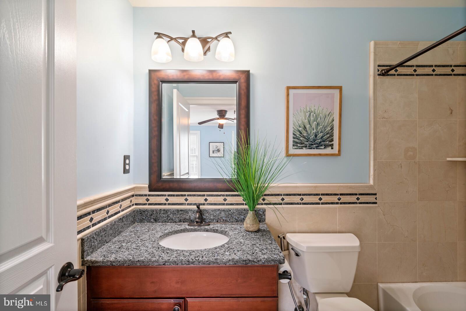 LAUREL HILL - Residential