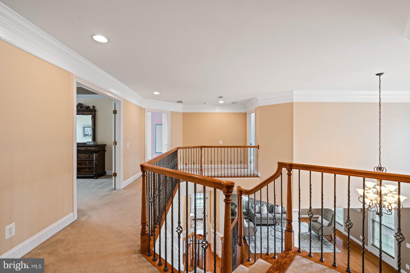 LAUREL HILL - Residential