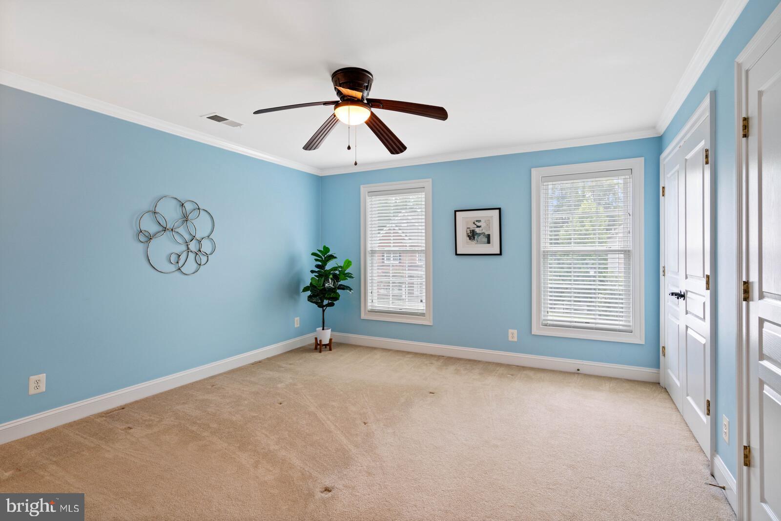 LAUREL HILL - Residential