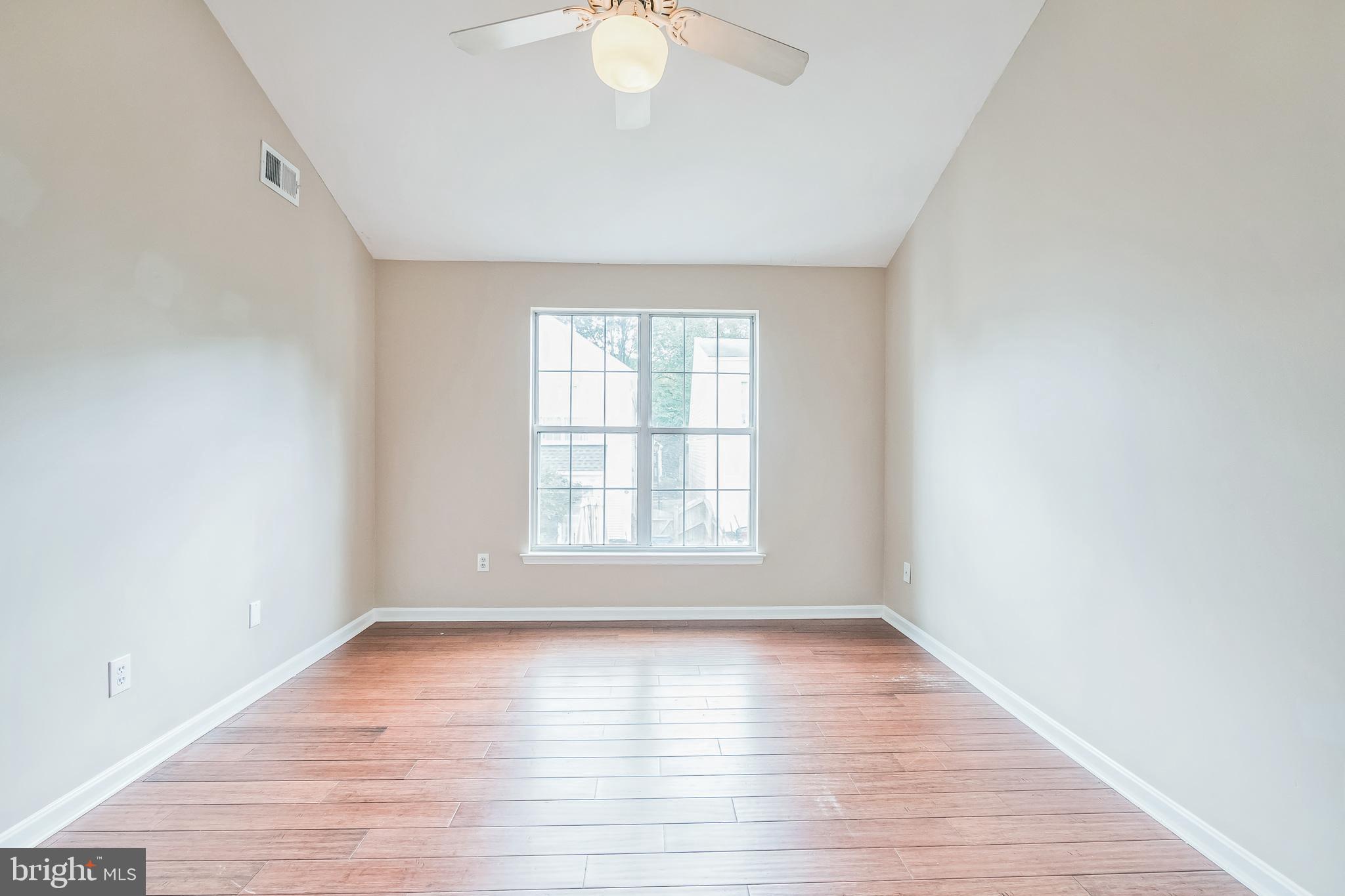 APPLE RIDGE - Residential