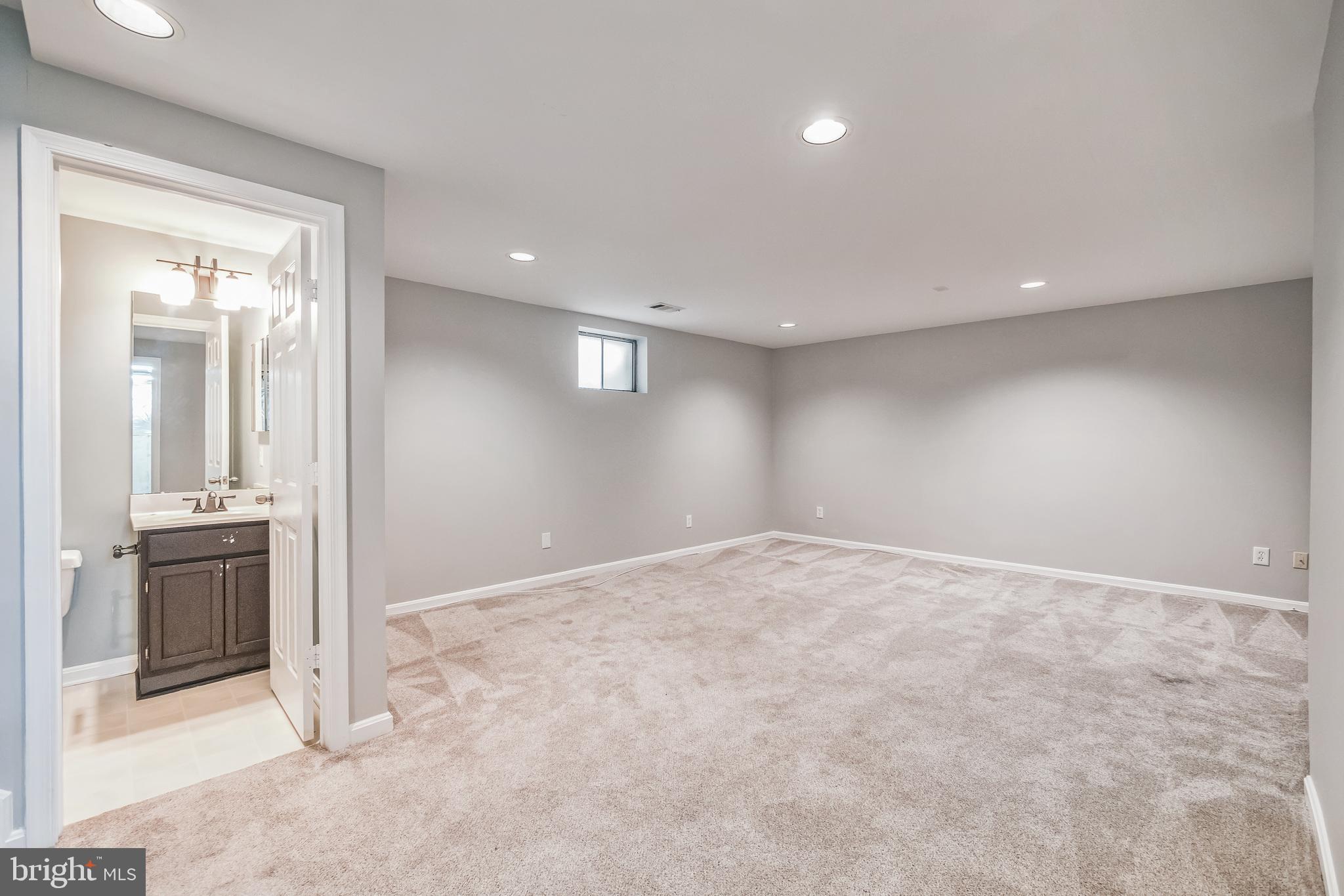 APPLE RIDGE - Residential