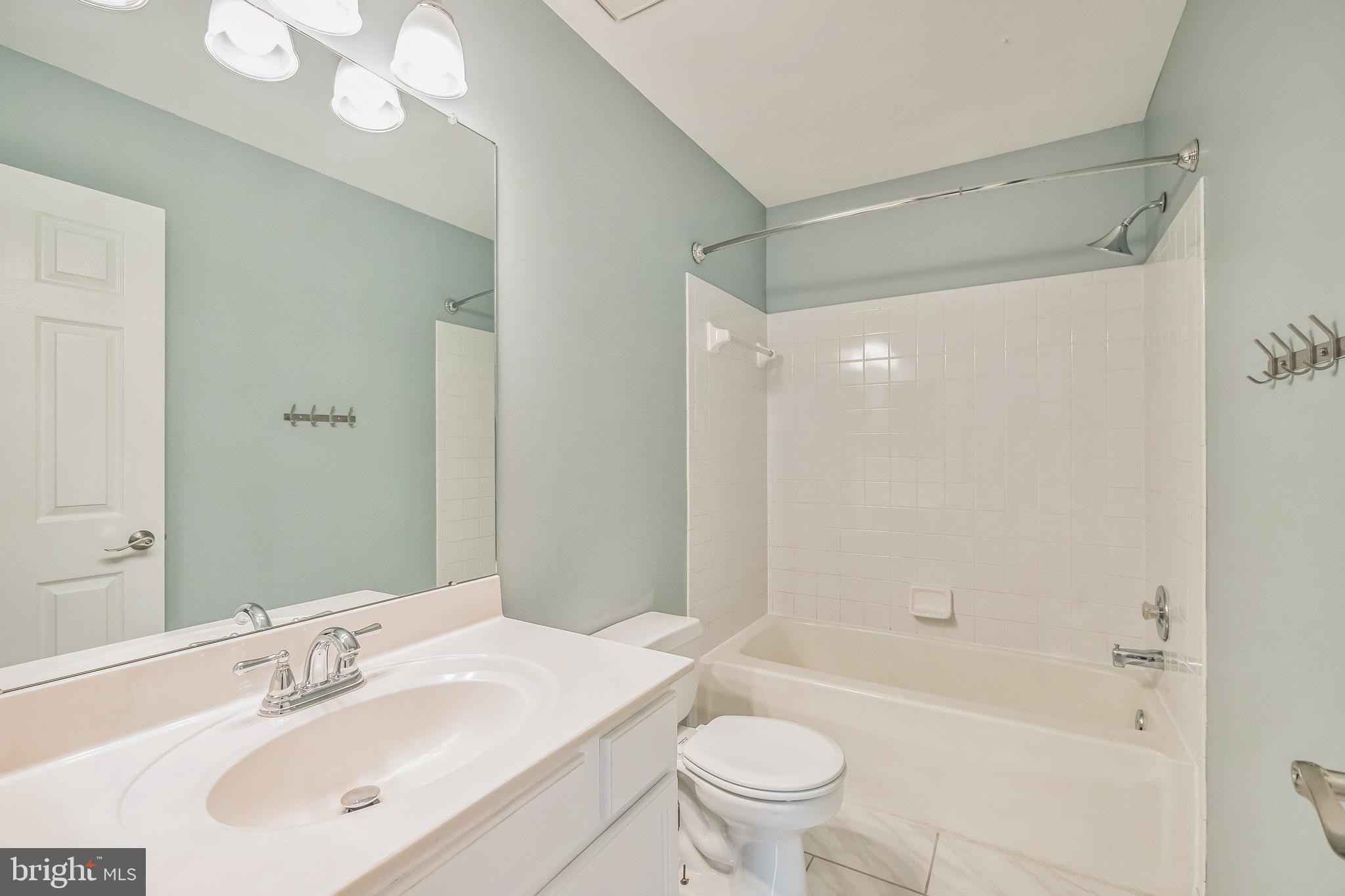 APPLE RIDGE - Residential