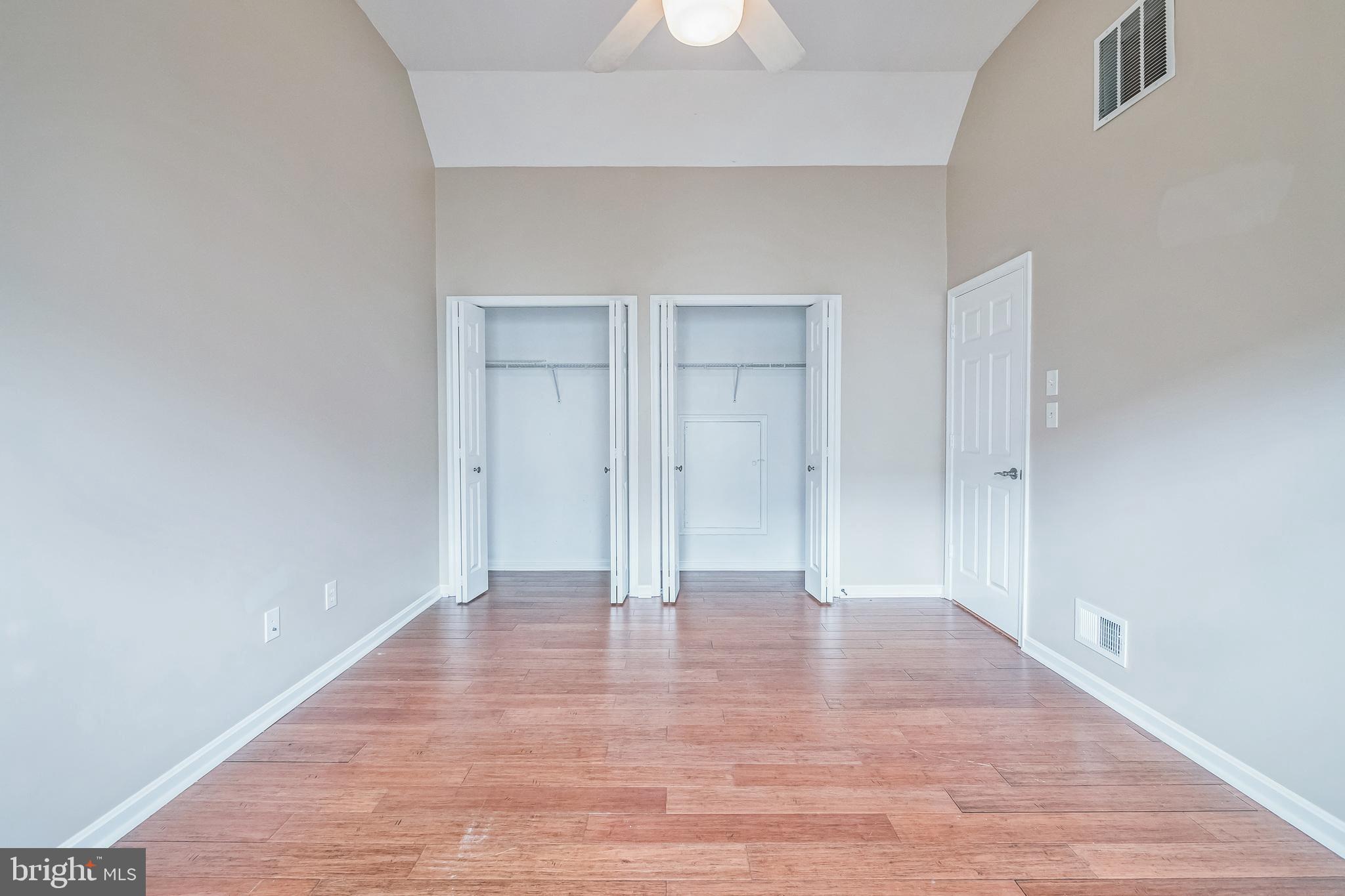 APPLE RIDGE - Residential