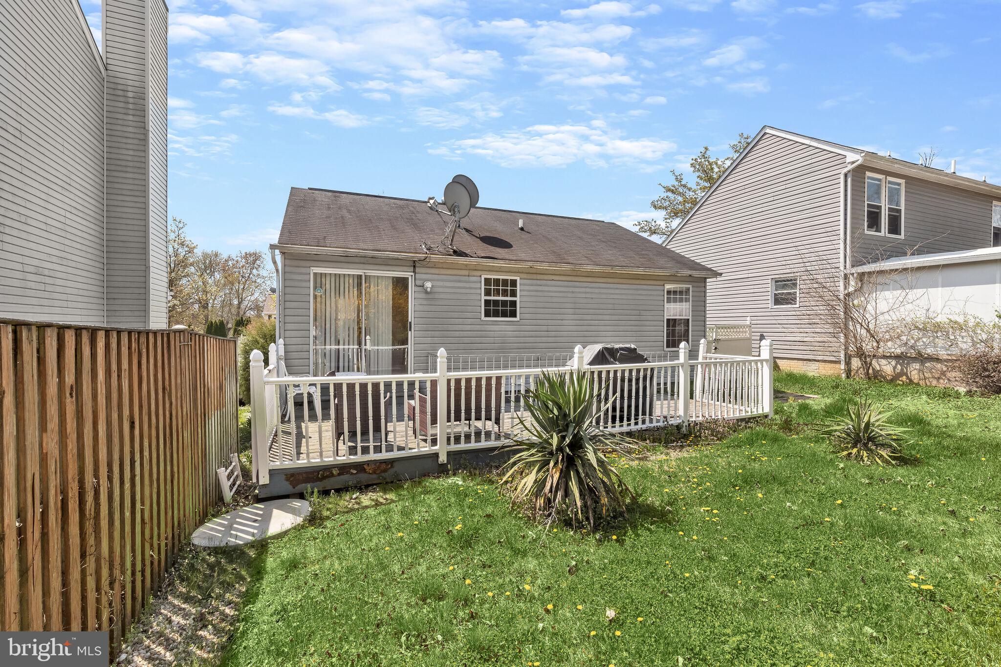 HARBOUR OAKS - Residential