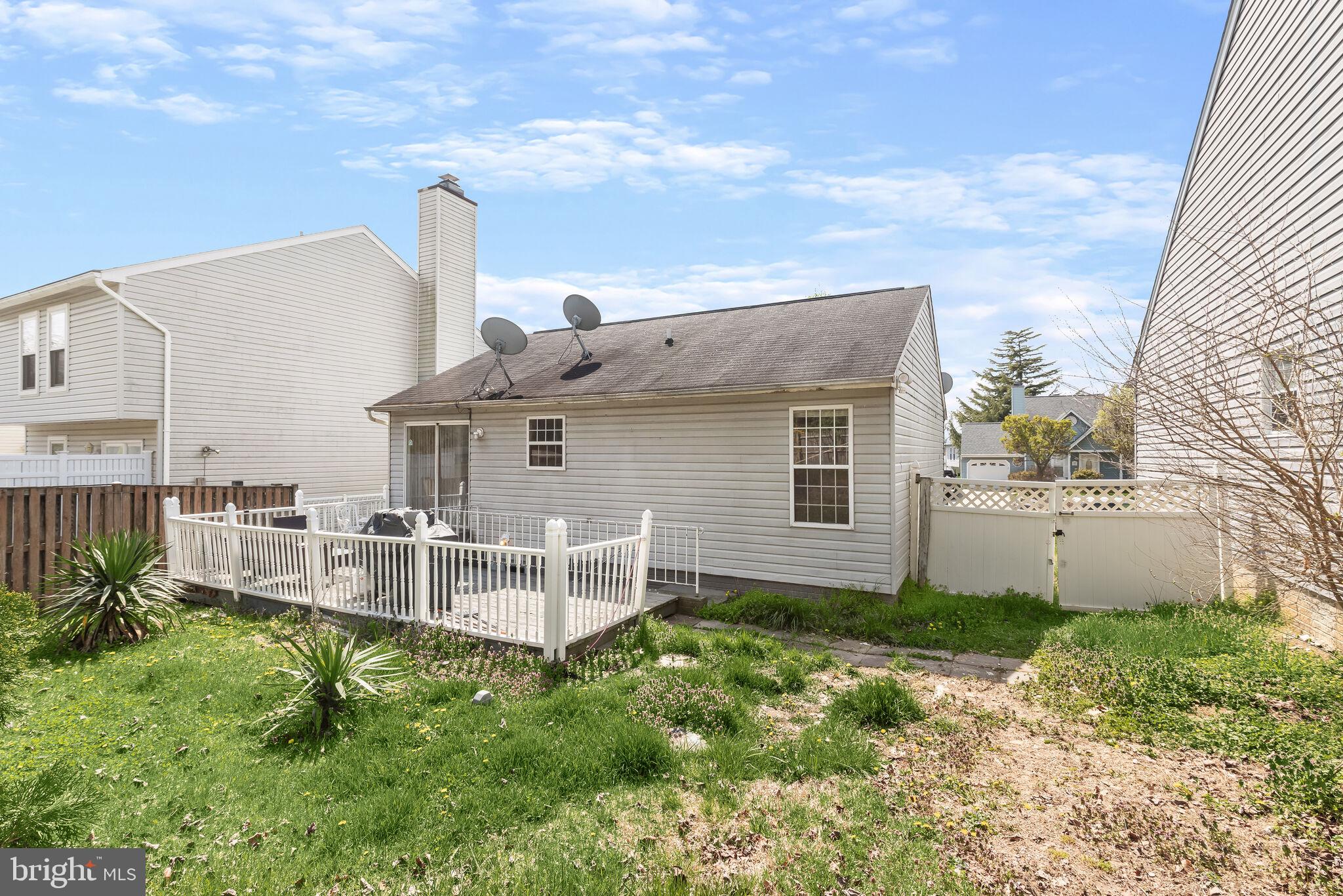 HARBOUR OAKS - Residential