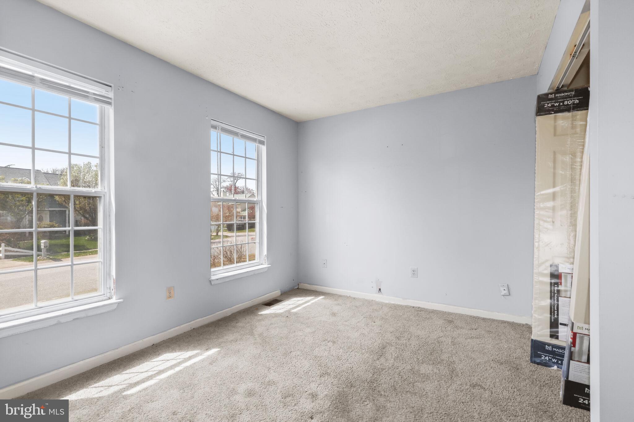 HARBOUR OAKS - Residential