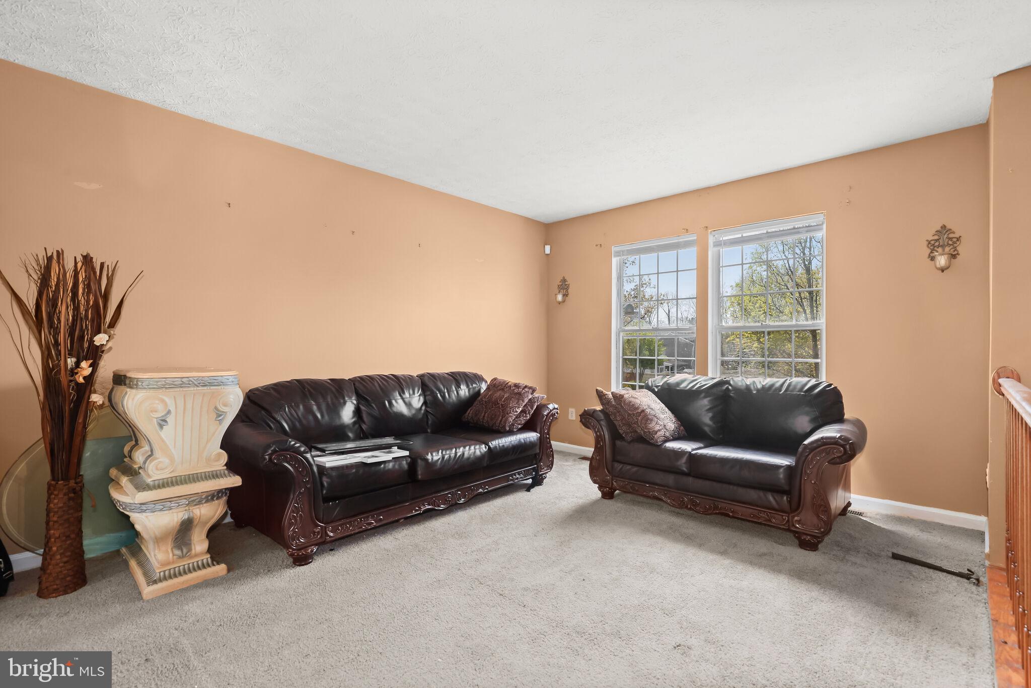 HARBOUR OAKS - Residential