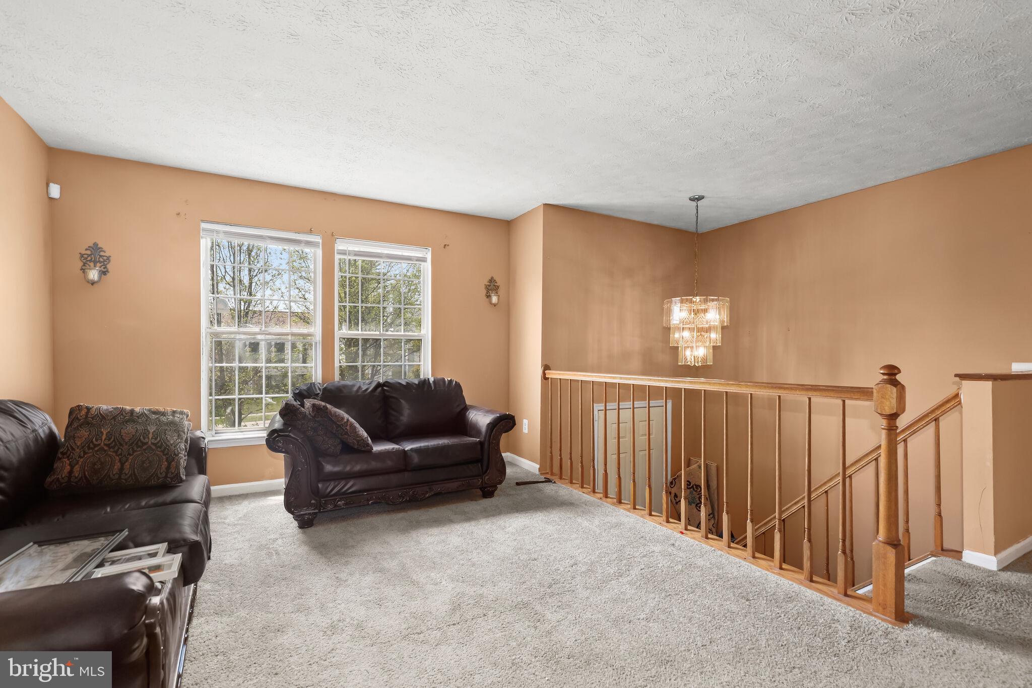 HARBOUR OAKS - Residential