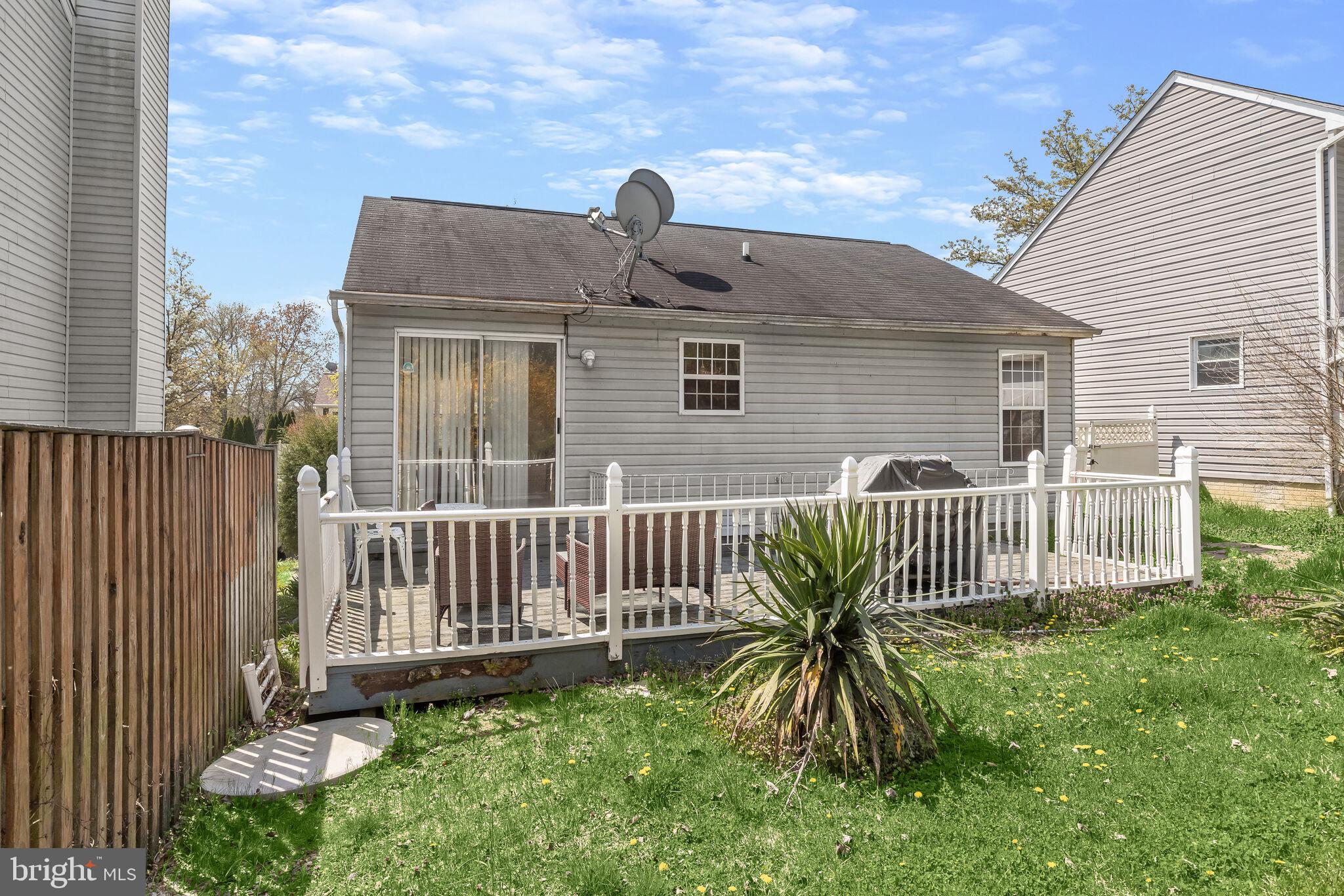 HARBOUR OAKS - Residential